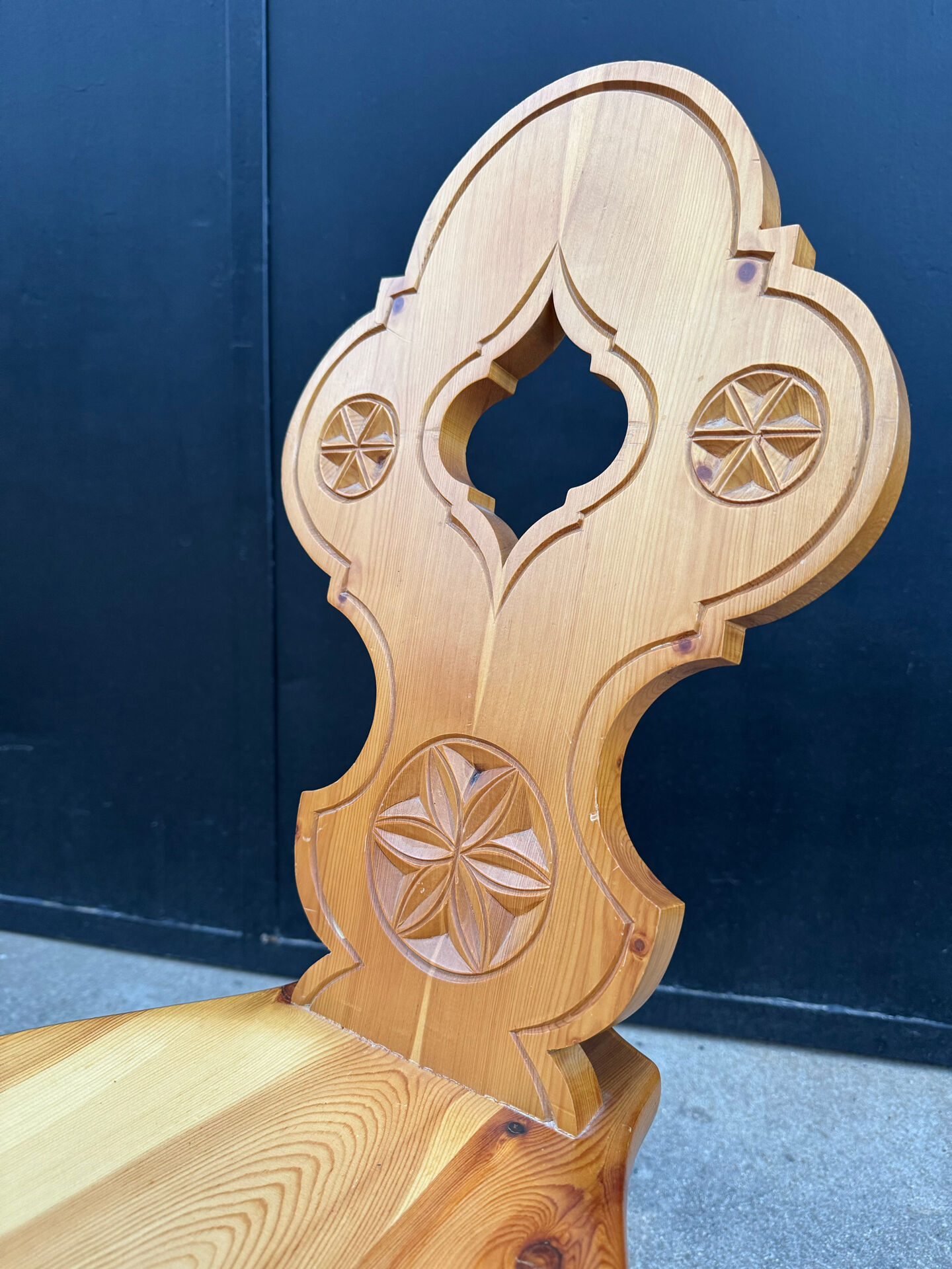 Vintage solid pine mountain chair