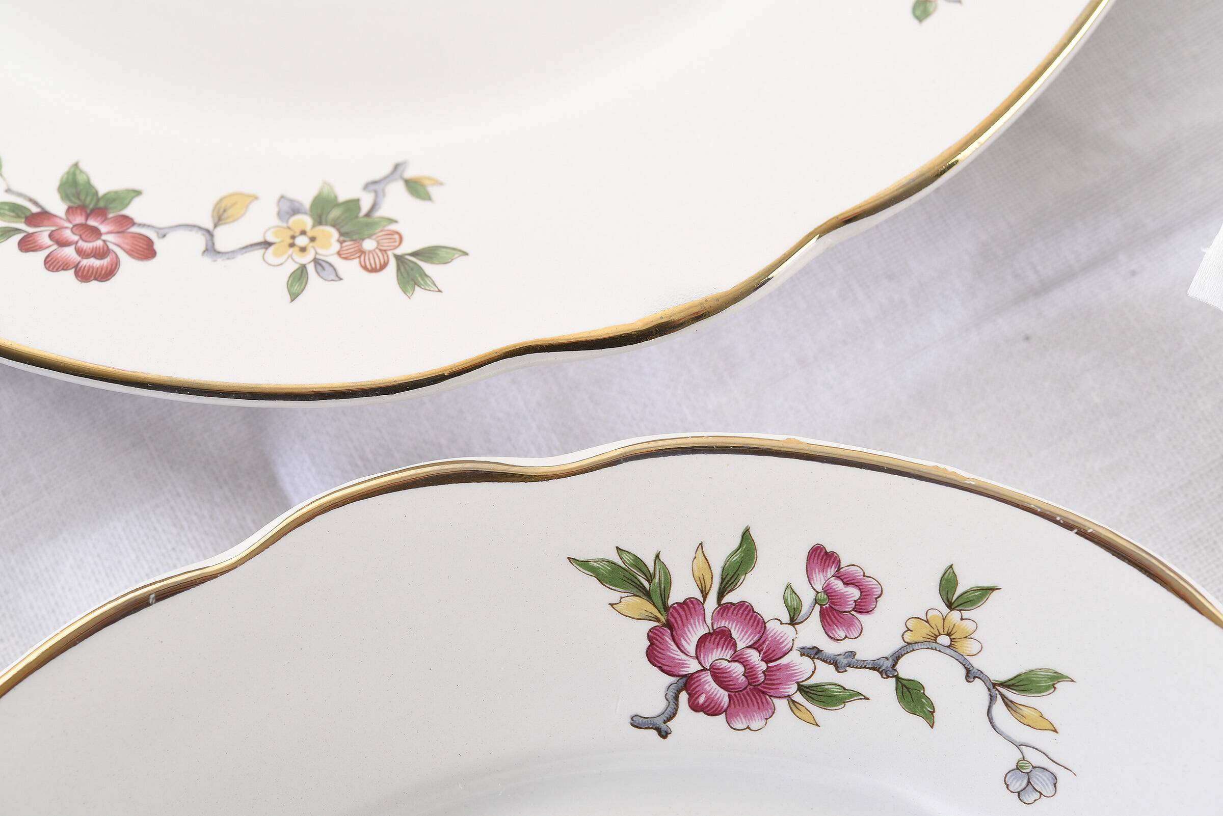 Set of 6 flat plates, Condé de Digoin Sarreguemines model.