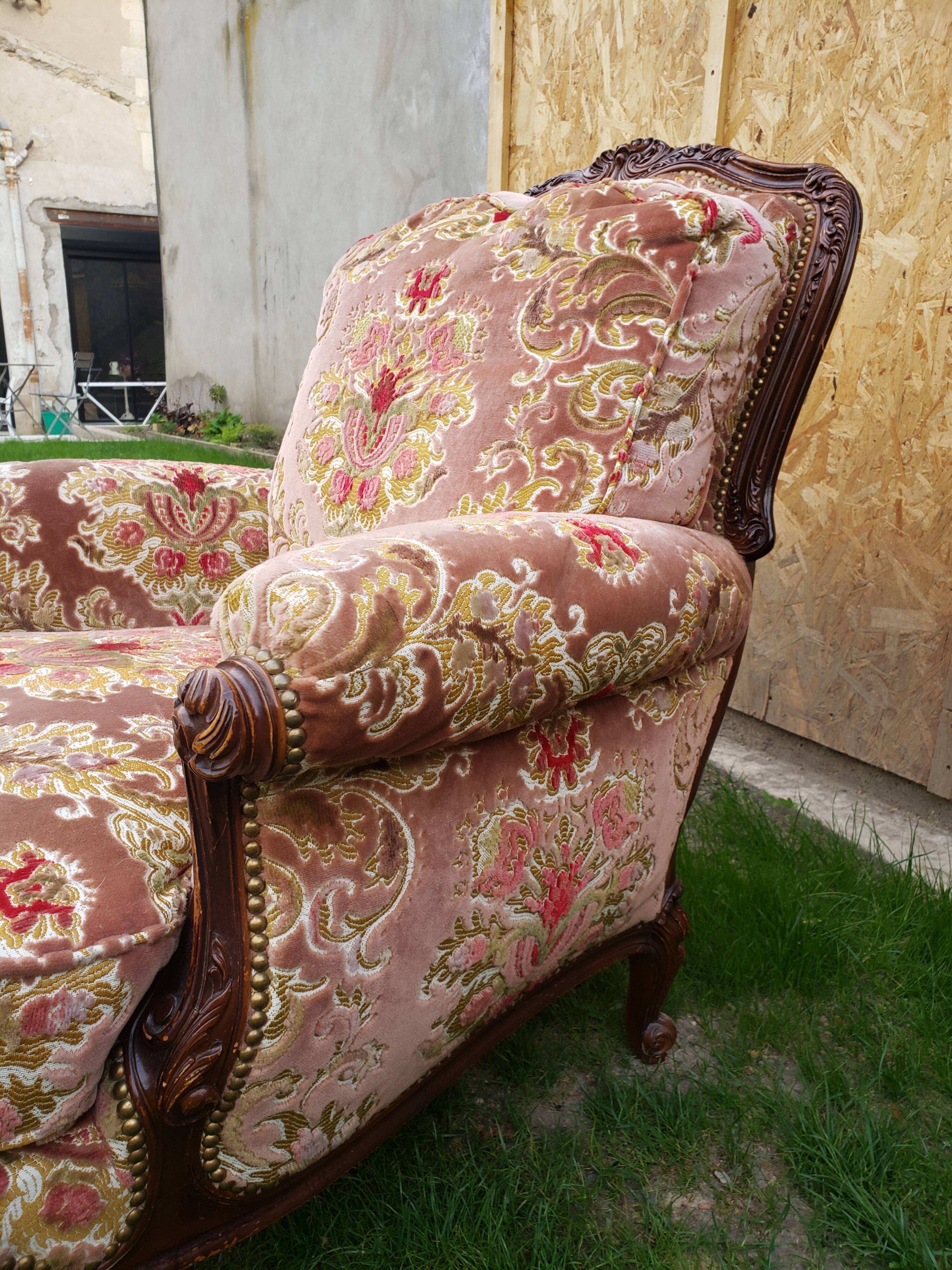 Armchair bergère style Louis XVI