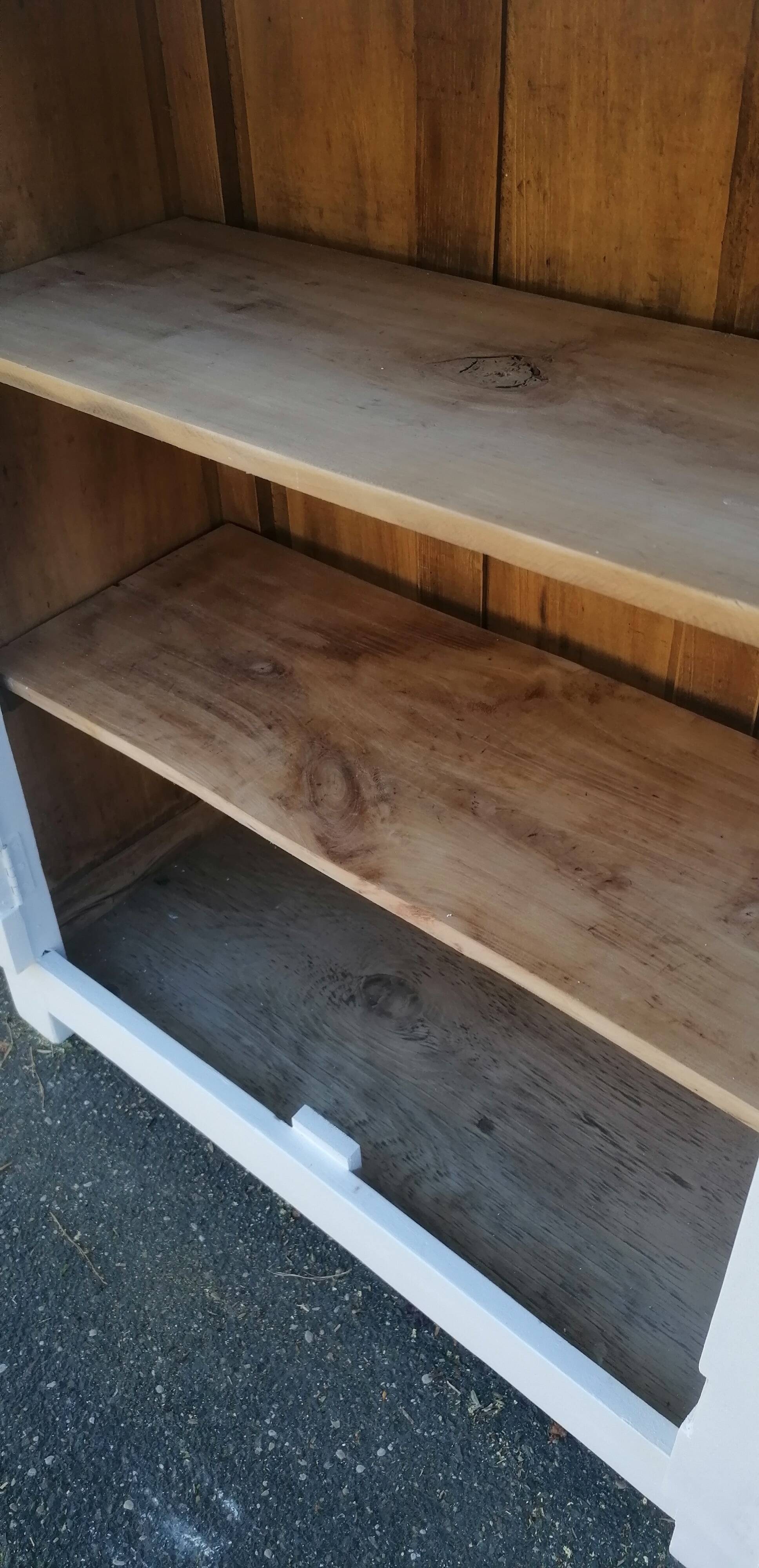 Very beautiful vintage Parisian furniture with 2 white doors from 1940