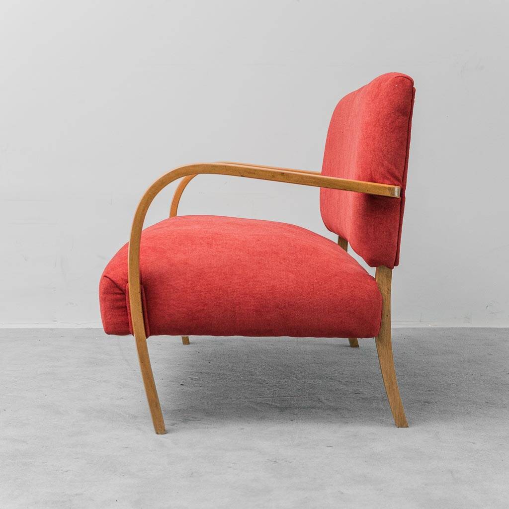 Vintage 2-seater sofa – in wood and red fabric, 1960s modernist