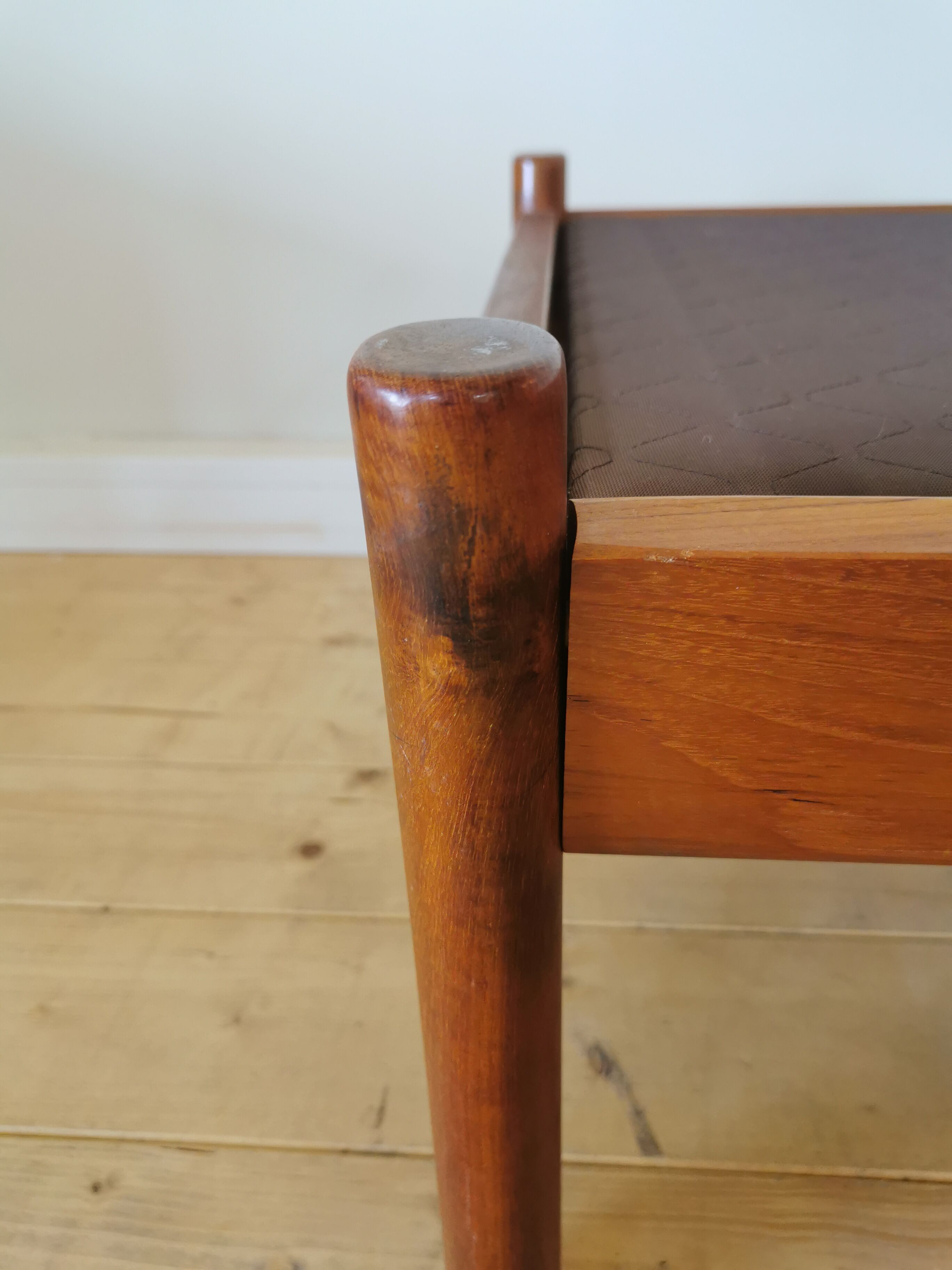 Pair of Dyrlund leather footrest 60s leather