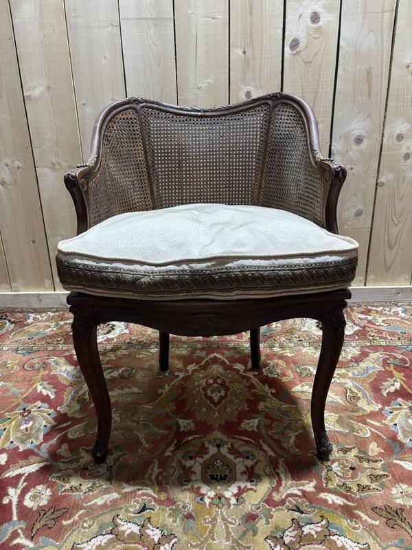 Fauteuil de bureau de style Louis XV canné
