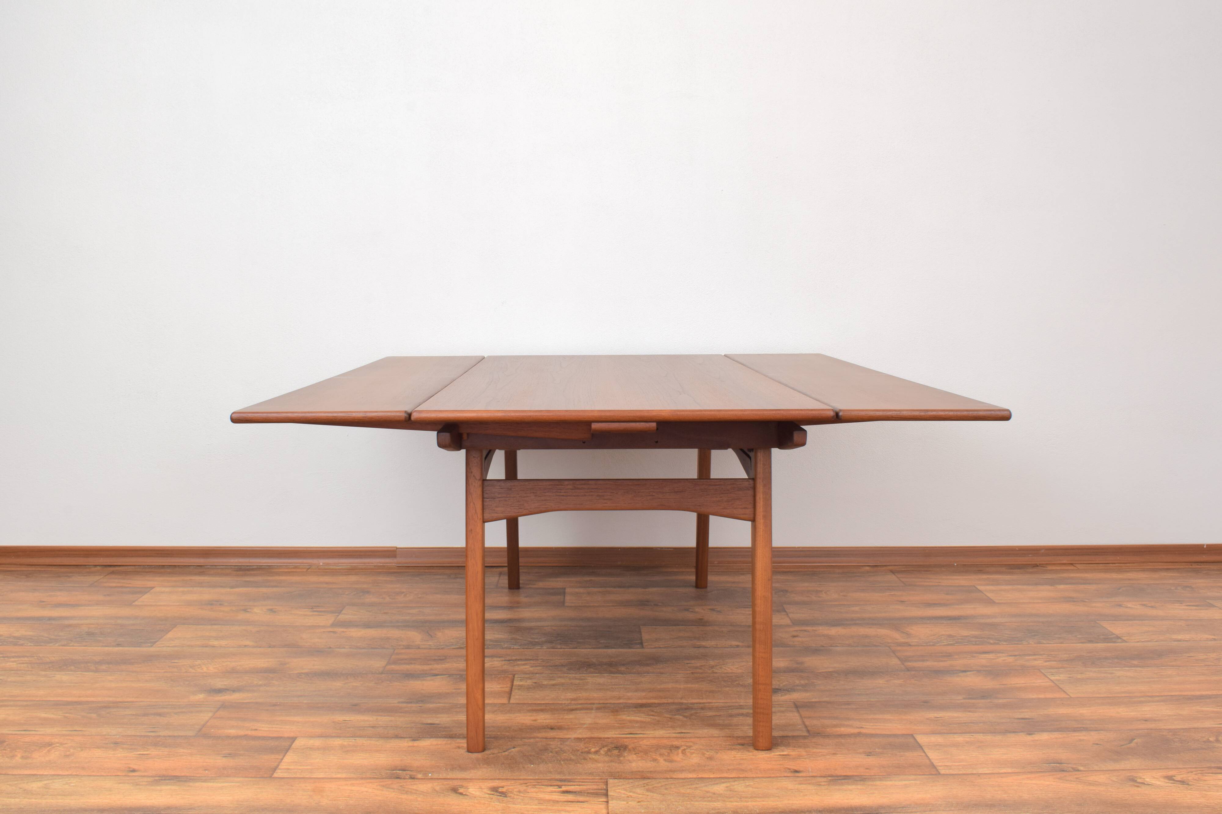 Danish Teak Elevator Coffee Table by Kai Kristiansen