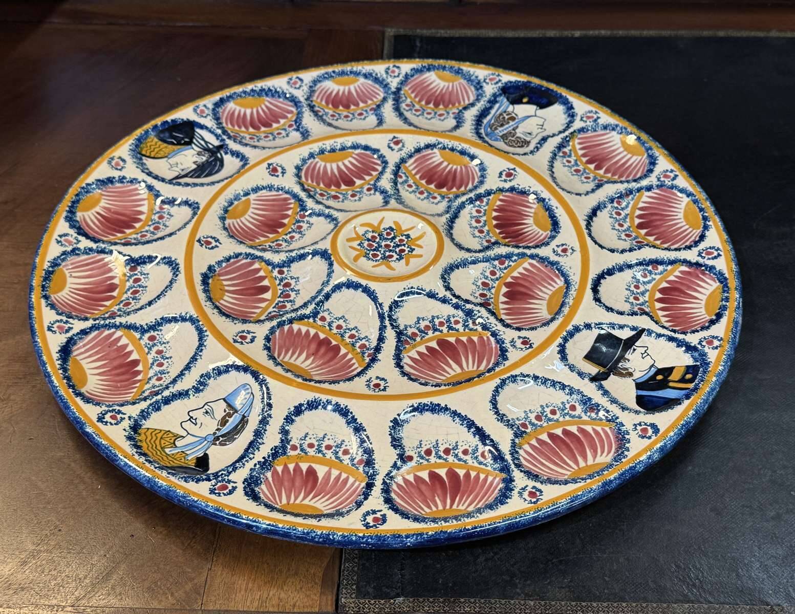 Quimper faience oyster plate from the 1930s - D=41cm H=3cm