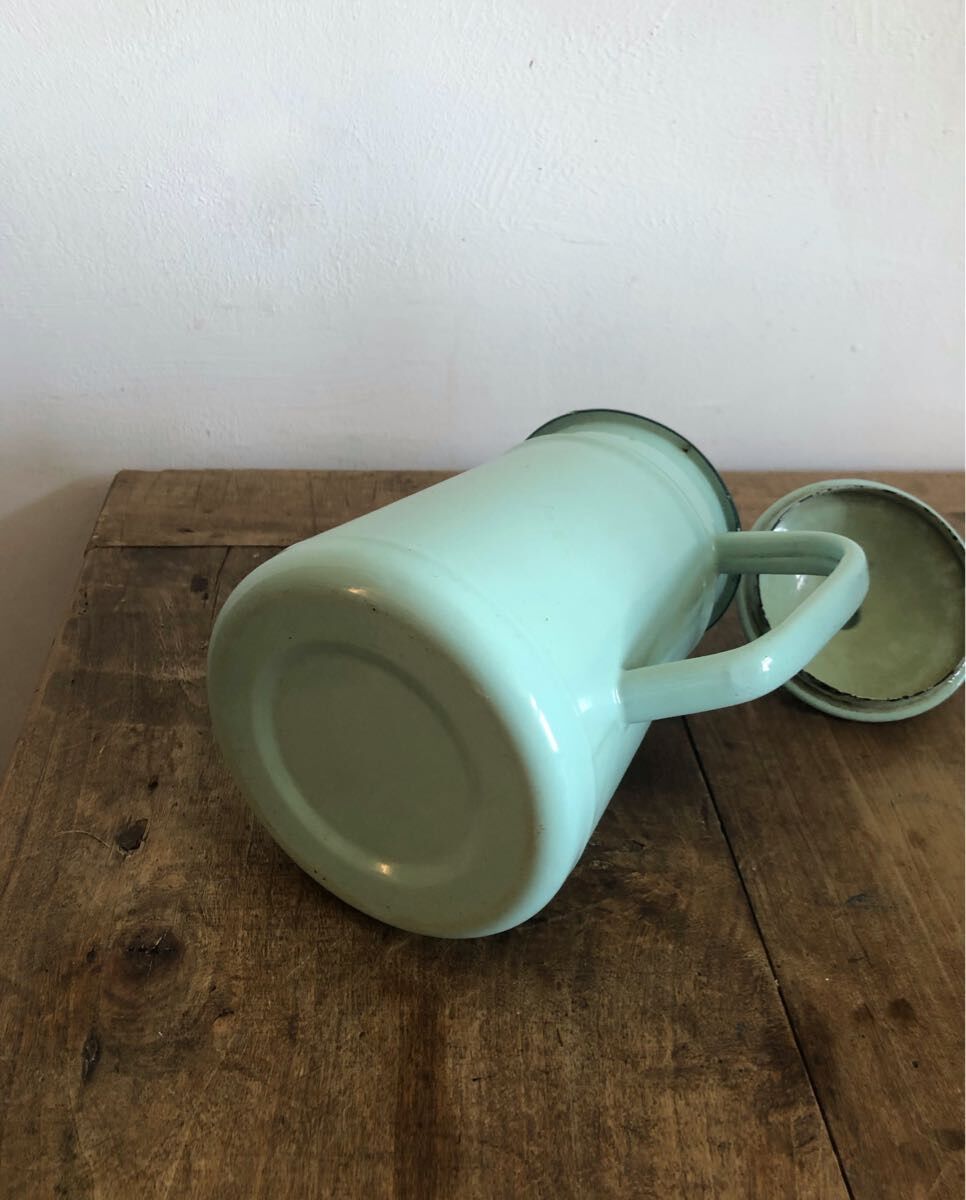 Cafetiere emailee