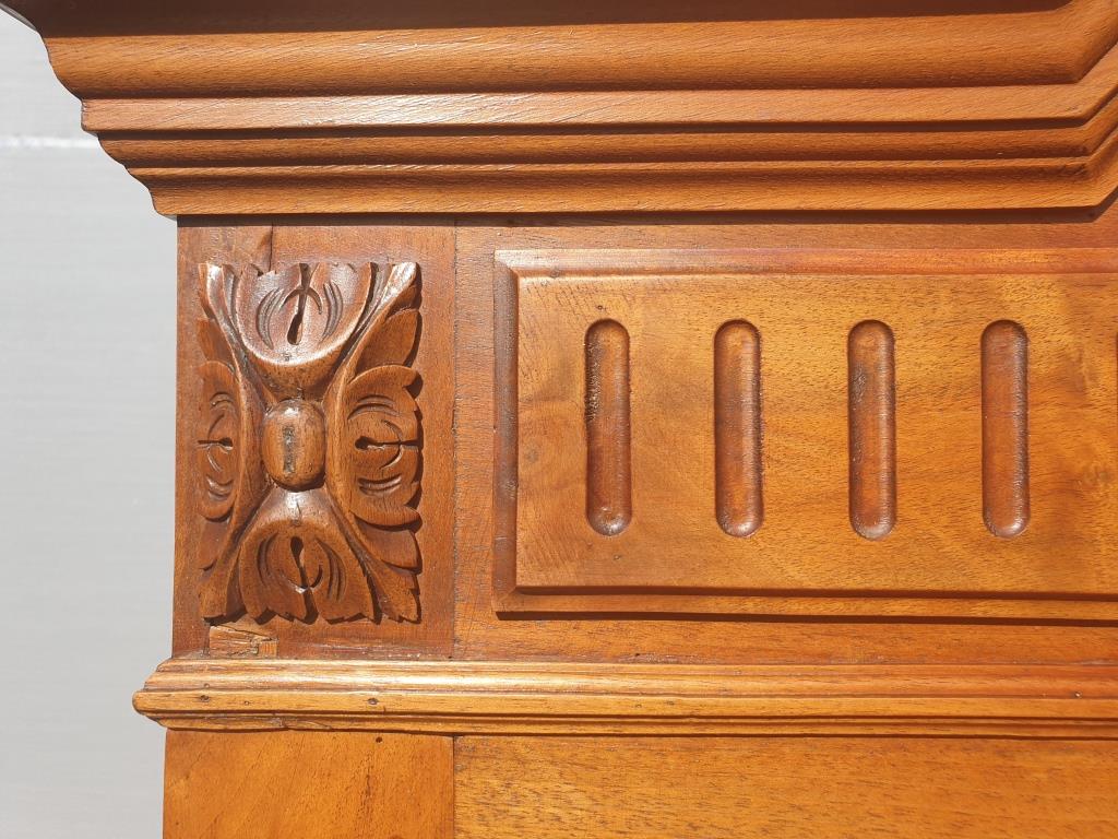 Bookcase 1900 Louis XVI style