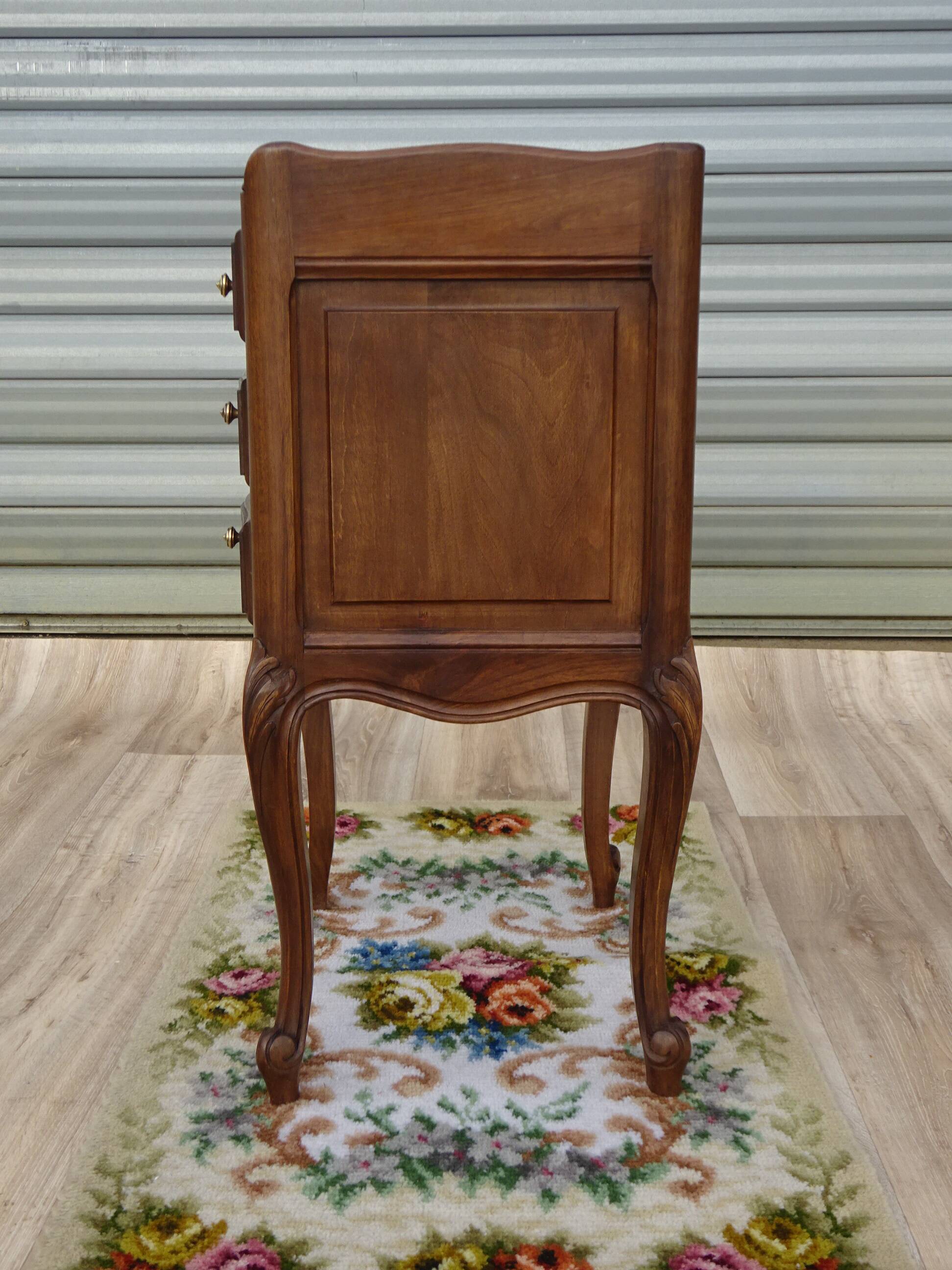 Louis XV bedside table, 3 drawers, bordered top