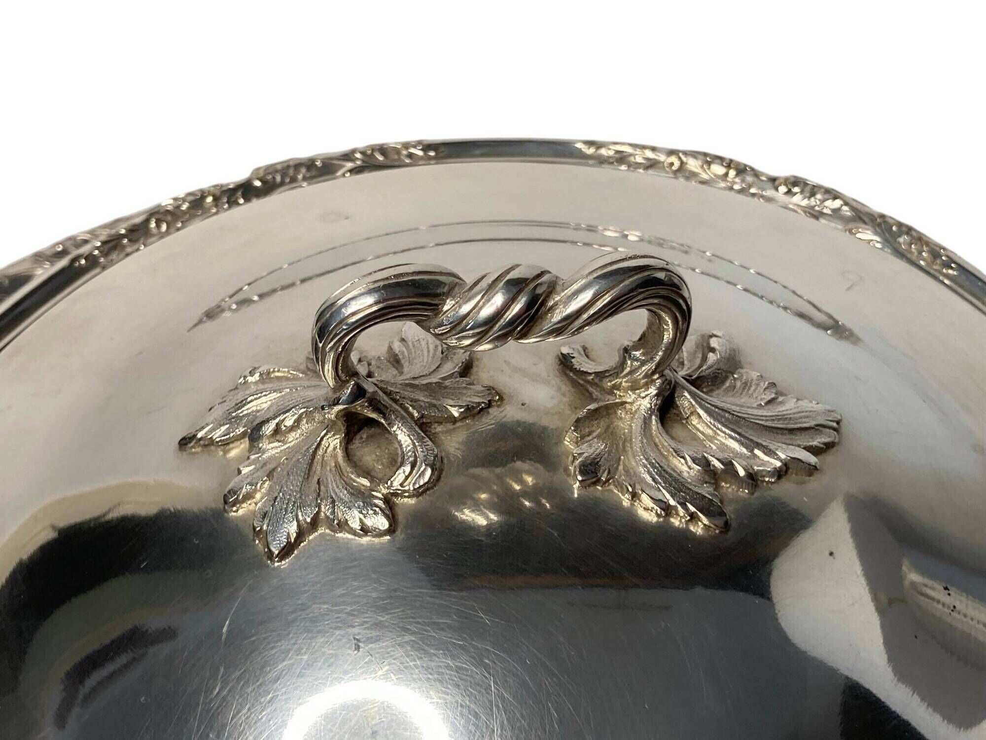 Boulenger, greengrocer and silver-plated metal display from the late 19th century.