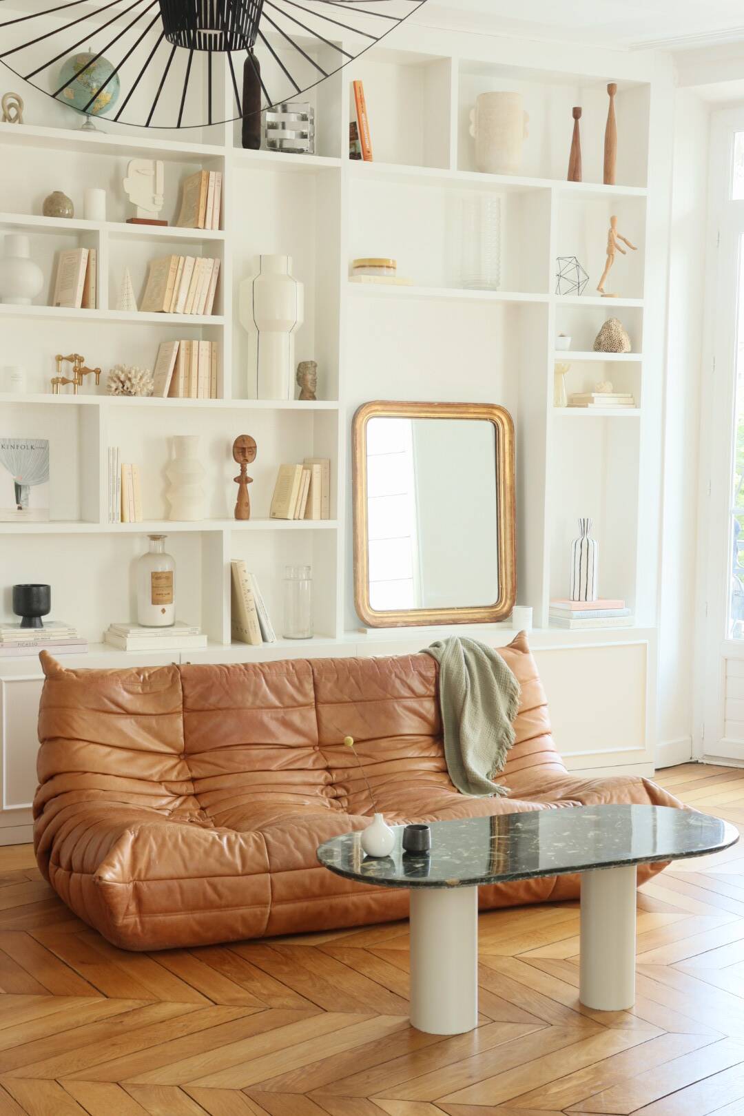 Green marble coffee table