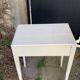 Bureau pupitre table d'appoint en bois peint vintage