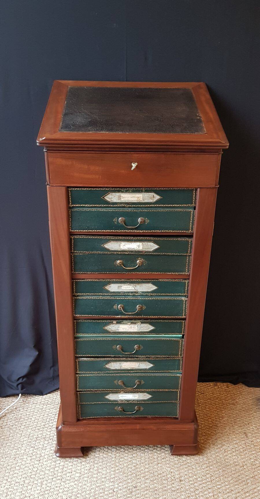 Meuble de rangement, cartonnier en acajou