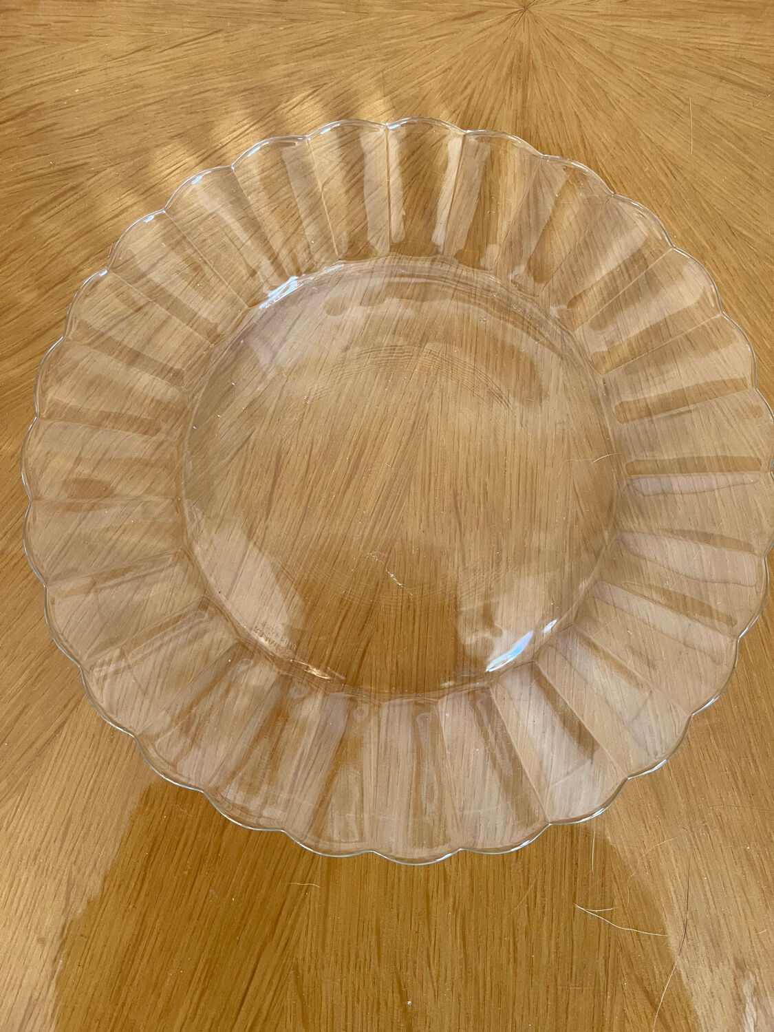 Lot de quatre assiettes Marguerite vintage Duralex