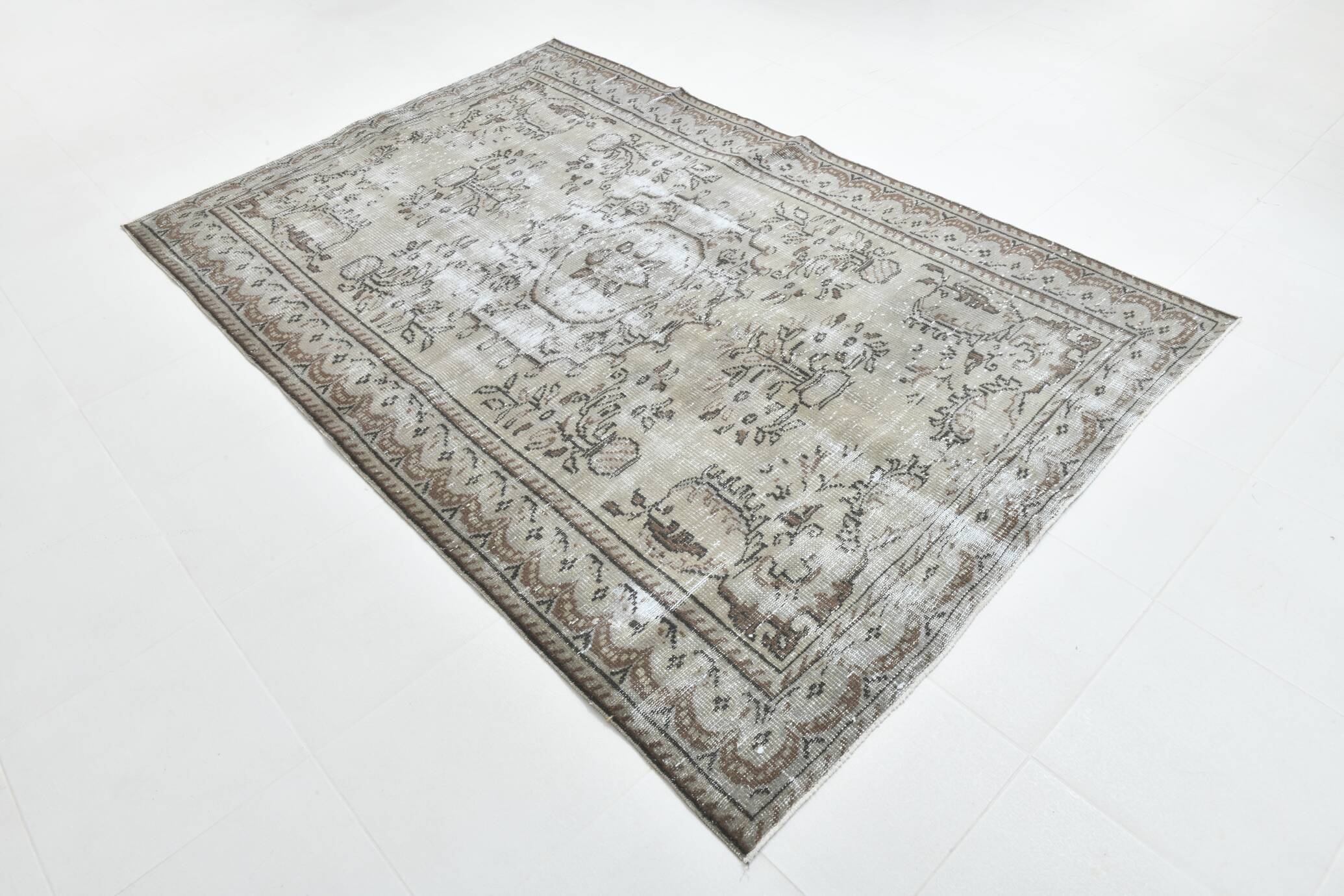 5x8 Beige Brown Floral Persian Area Rug, 168x257Cm SK 7059