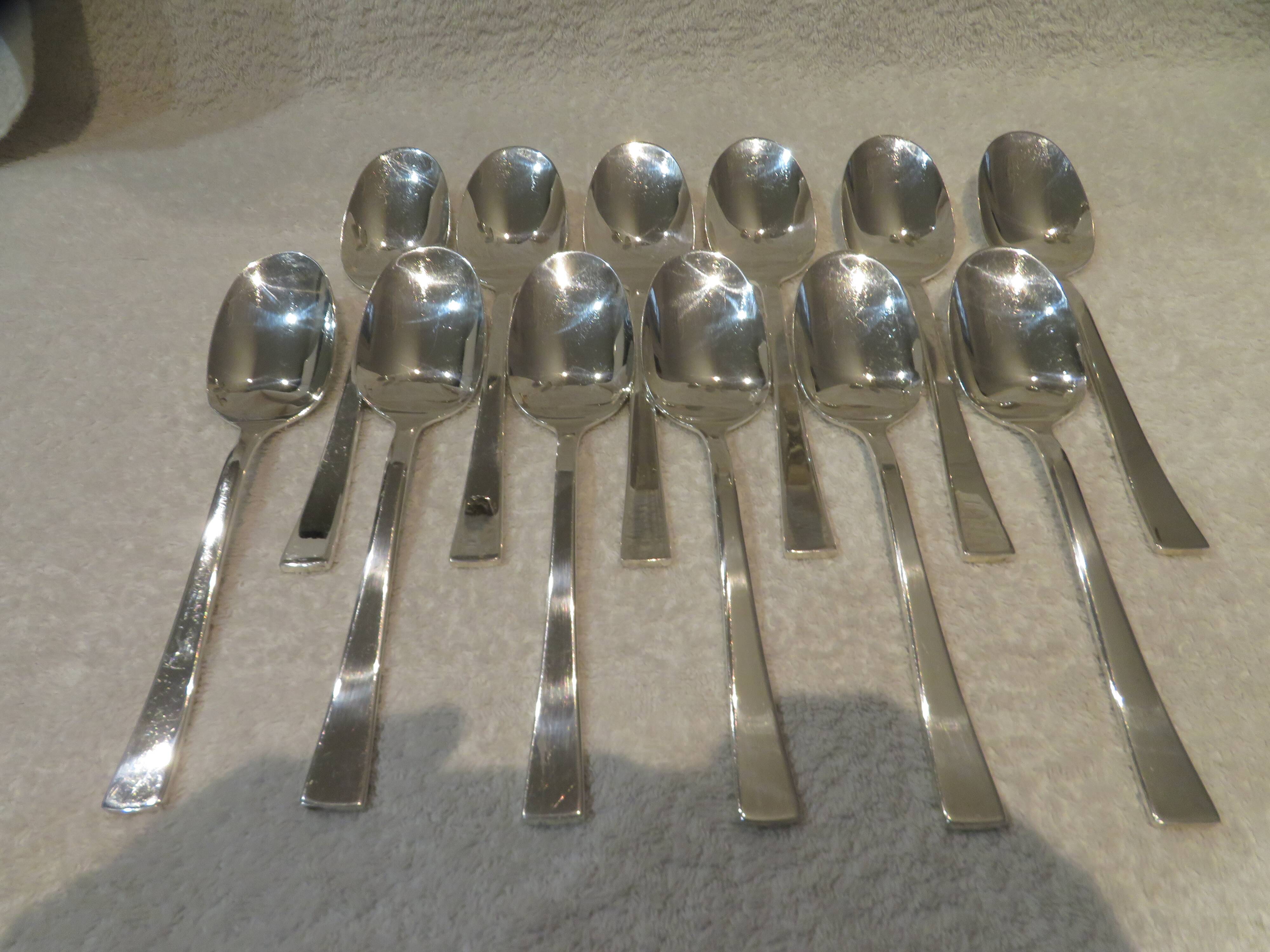 6 silver plated soup spoons by Christofle Concorde, 20.6 cm