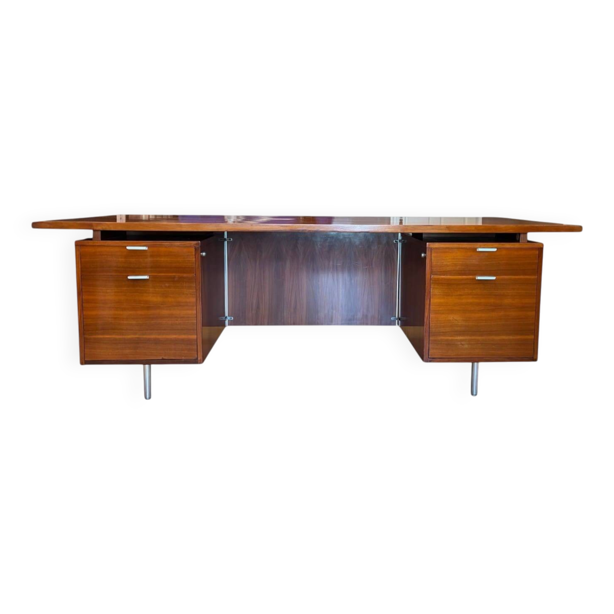 Executive Office "EOG" in Walnut by George Nelson for Herman Miller, Here