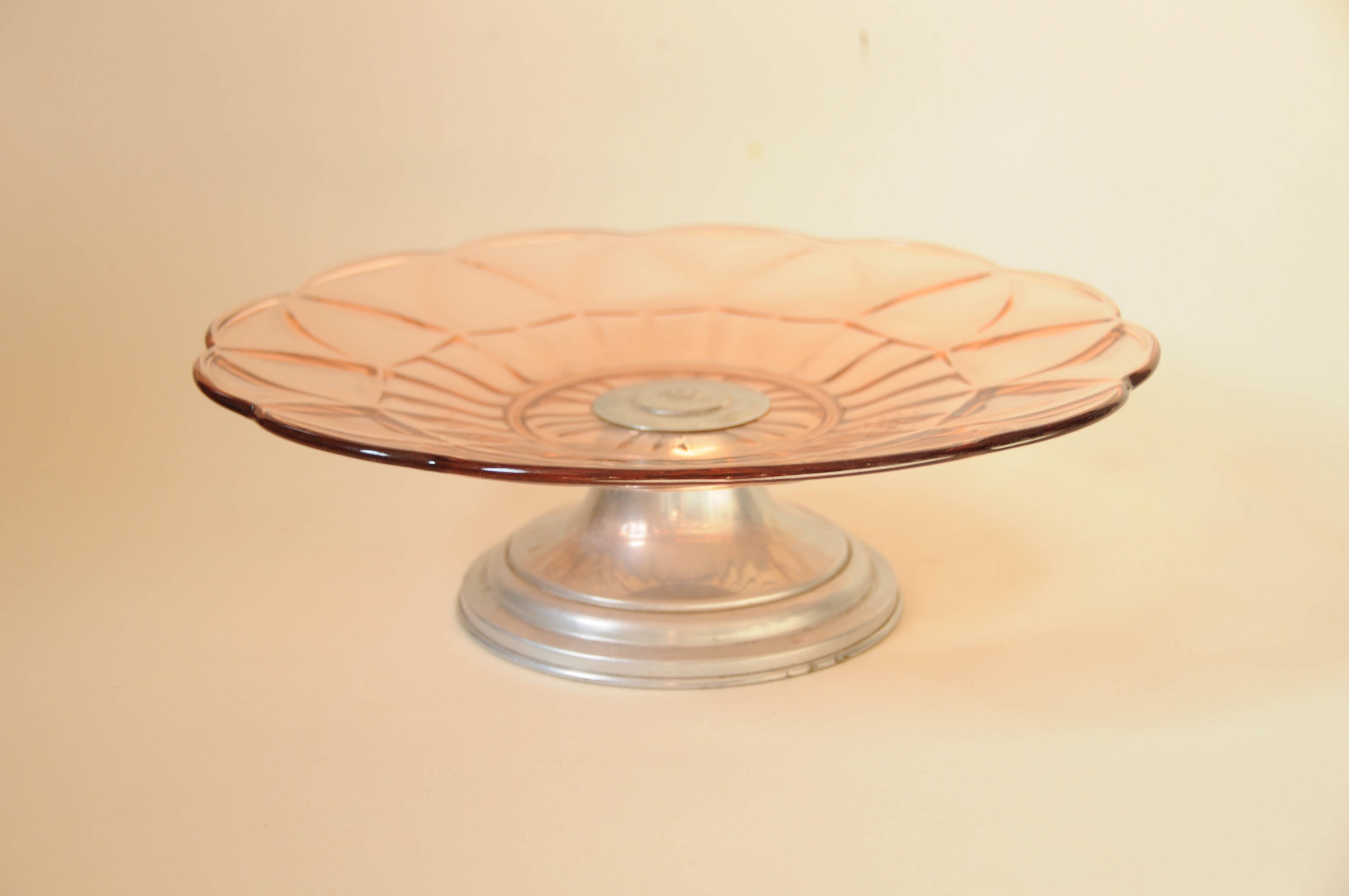 Art Deco Pink Glass Fruit Bowl