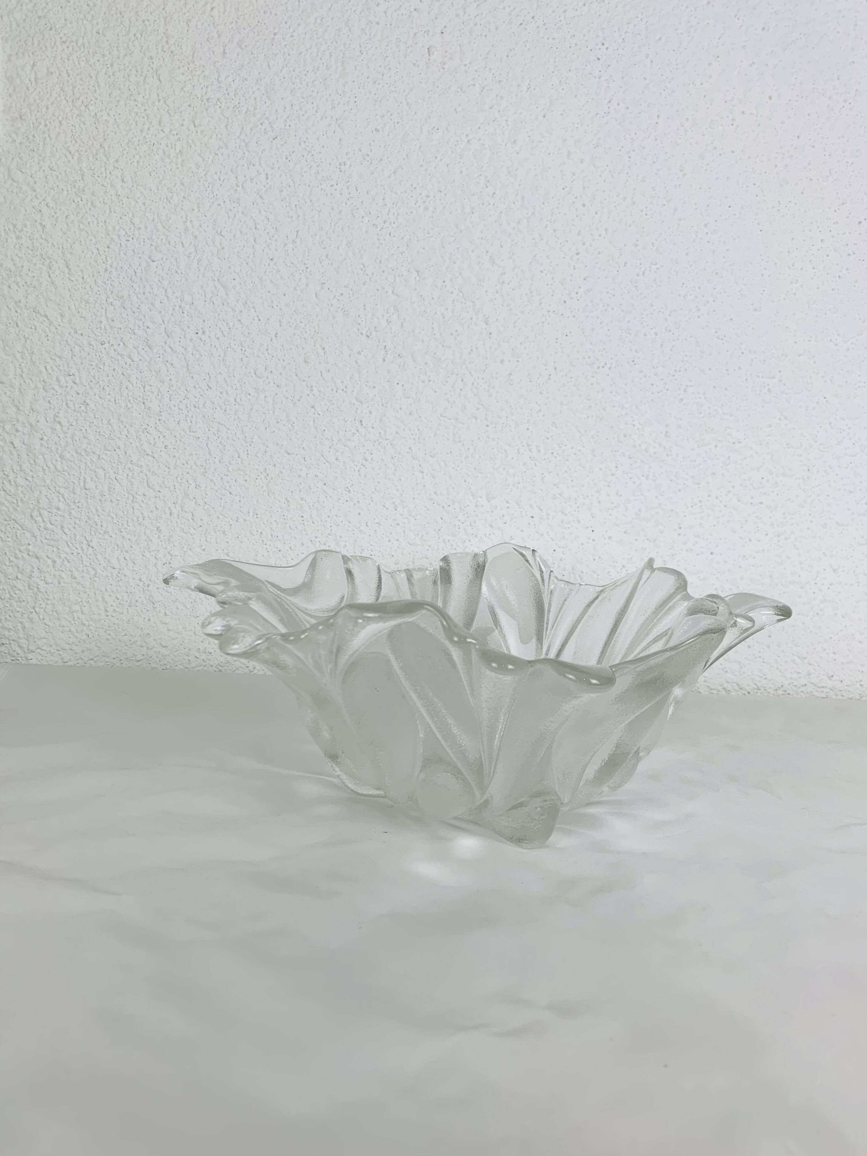 Vintage glass leaf salad bowl or fruit bowl