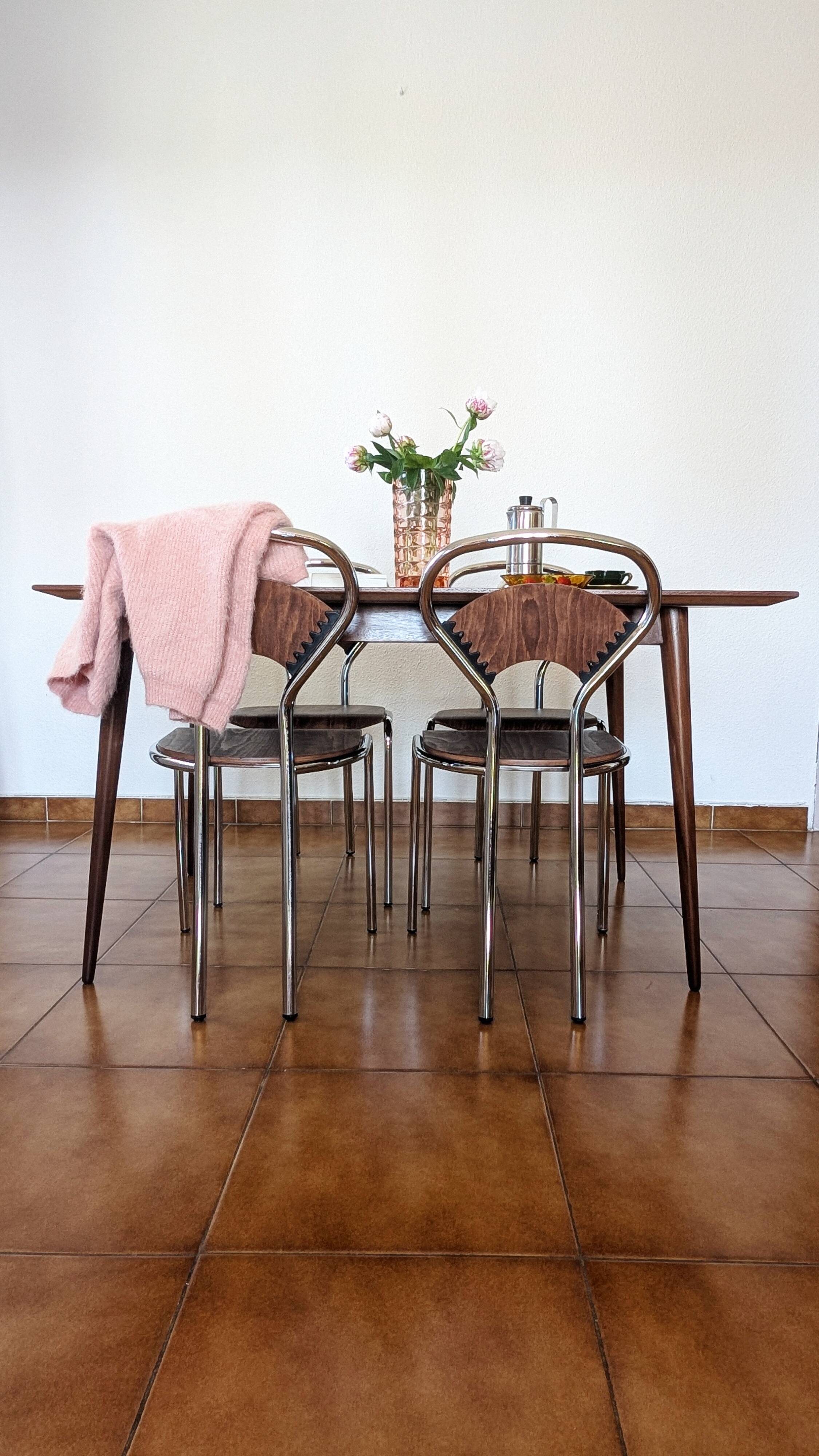 1970s Scandinavian table