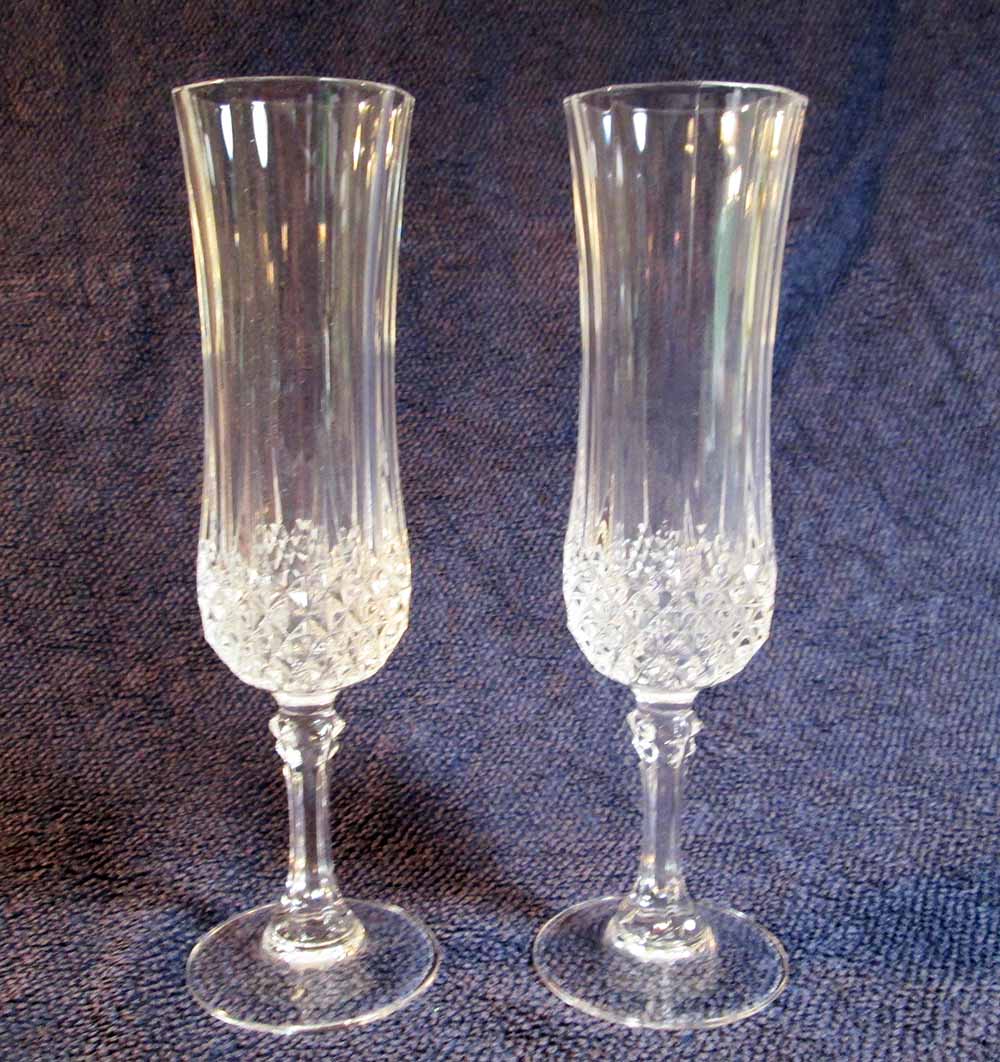 6champagne flutes in Arques crystal