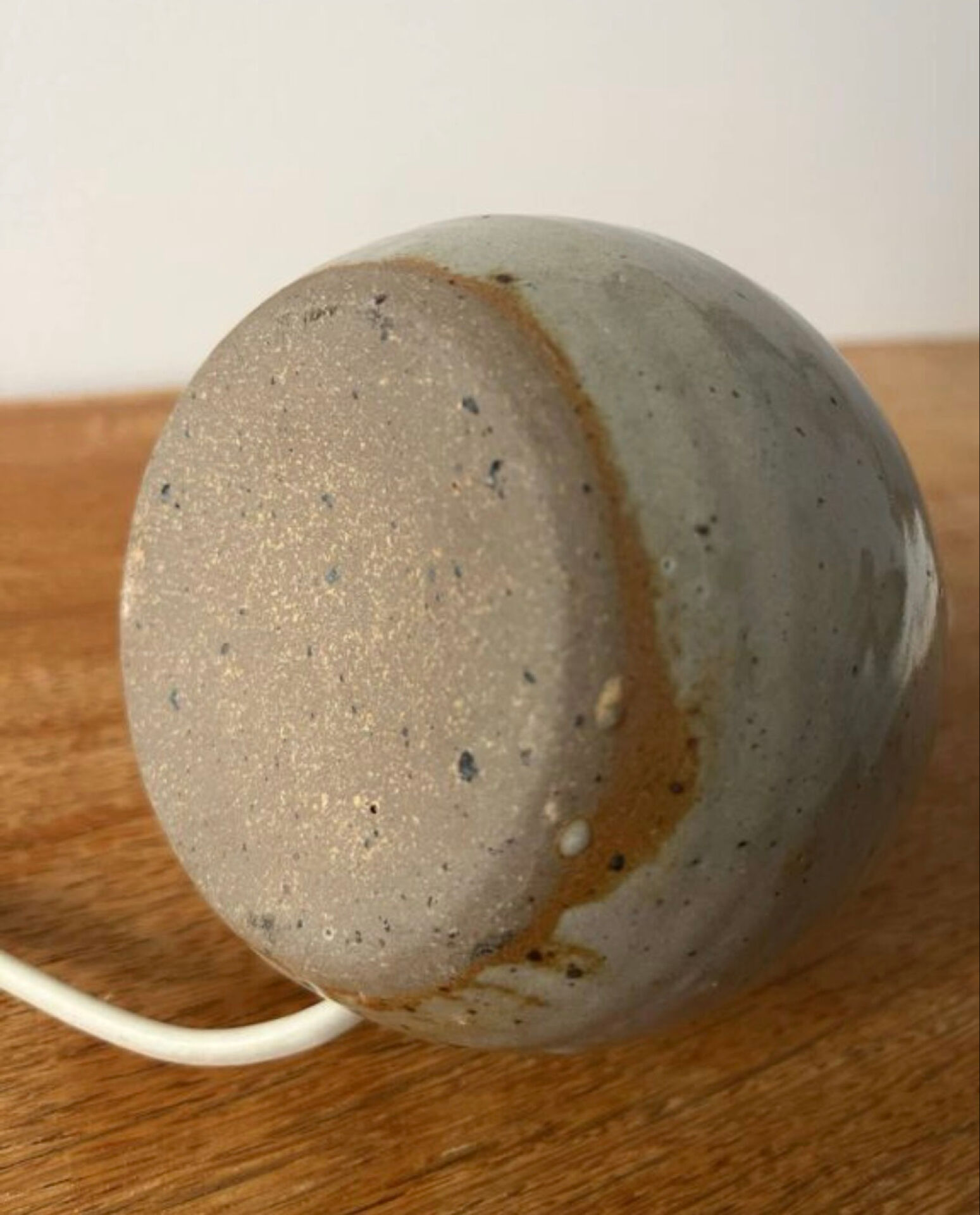 Lampe vintage en grès et abat-jour laine