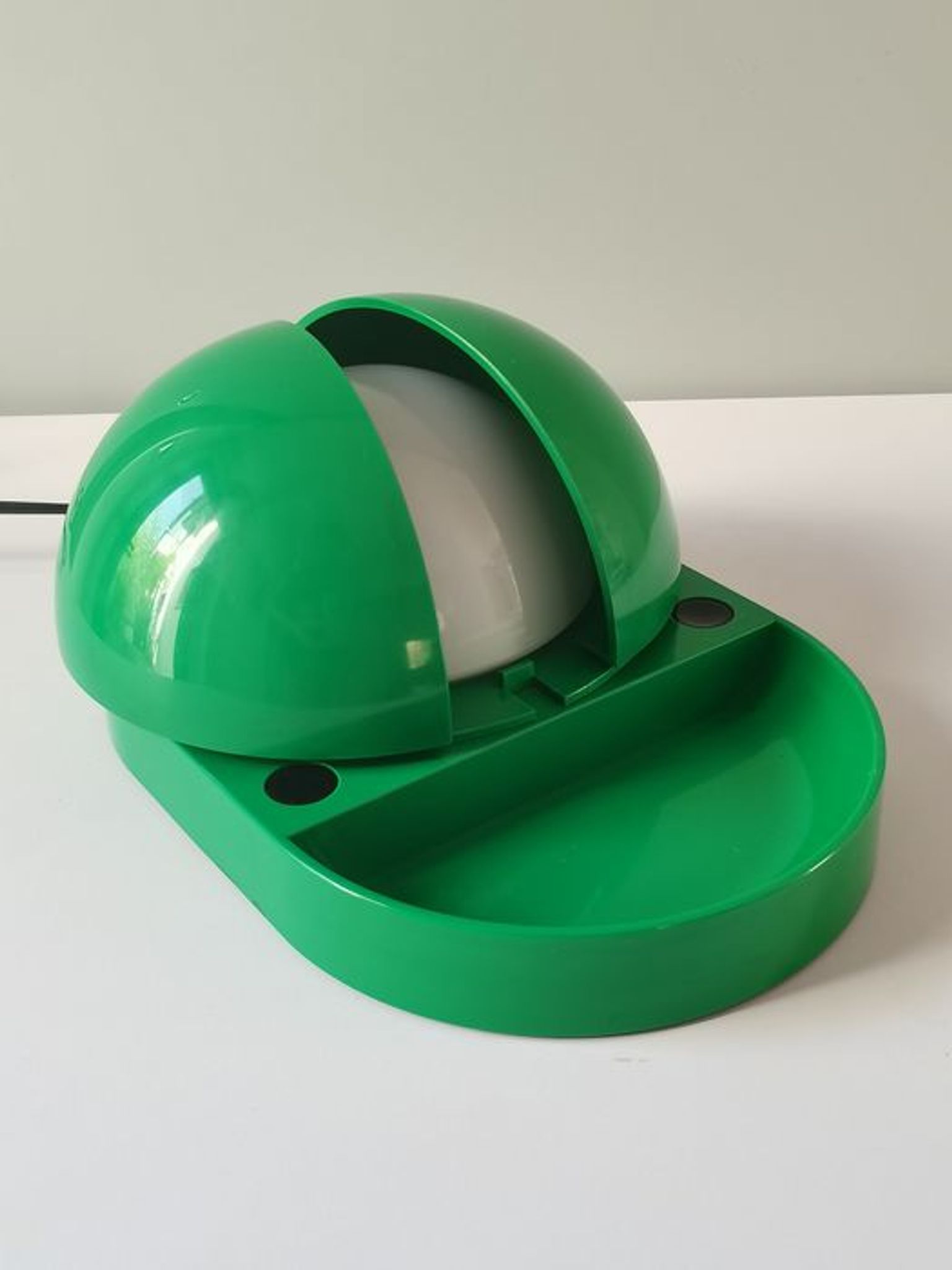 Italian design lamp "Tapira" Fontana arte by G.P.A Monti