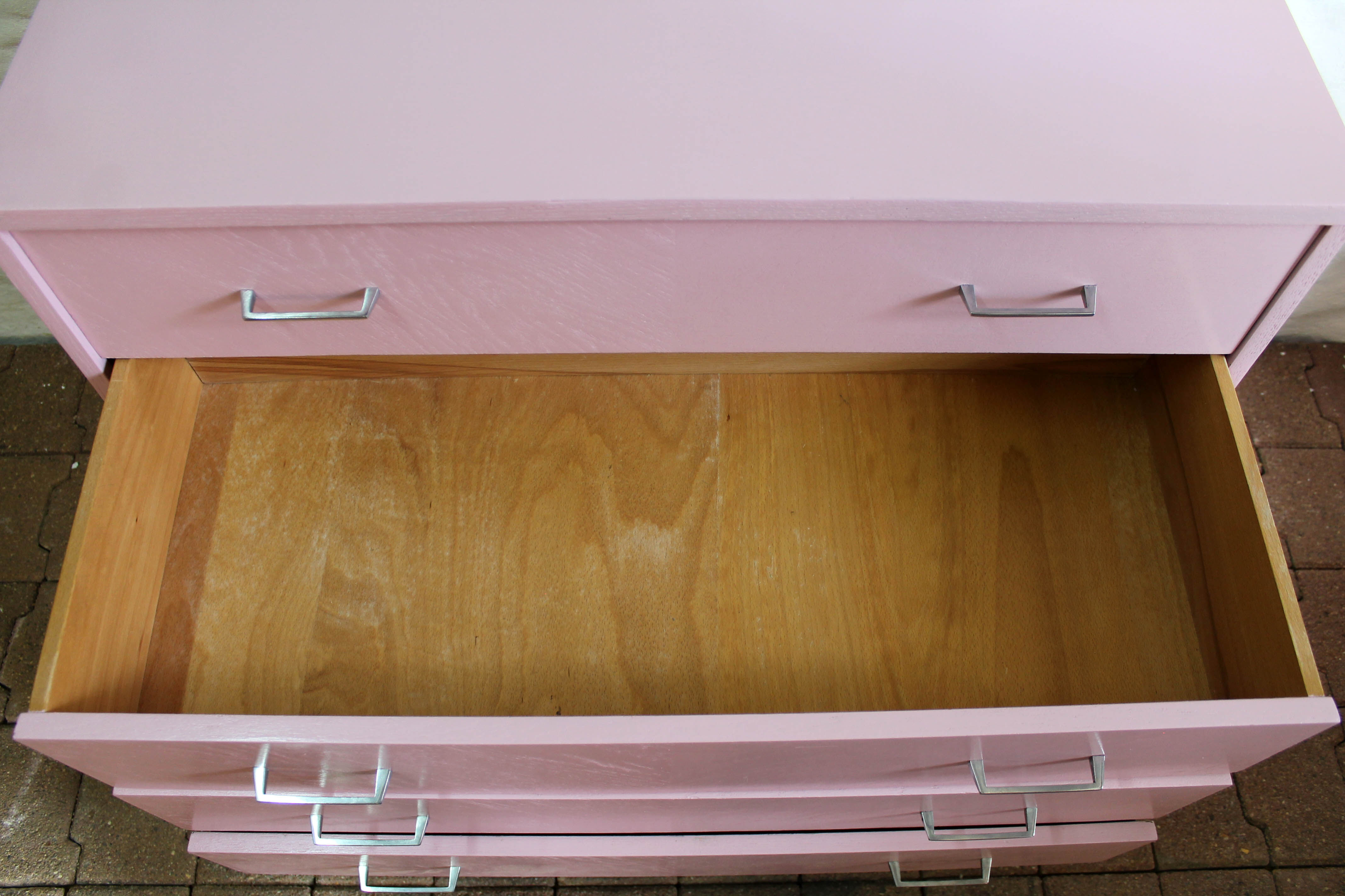 Commode vintage rose