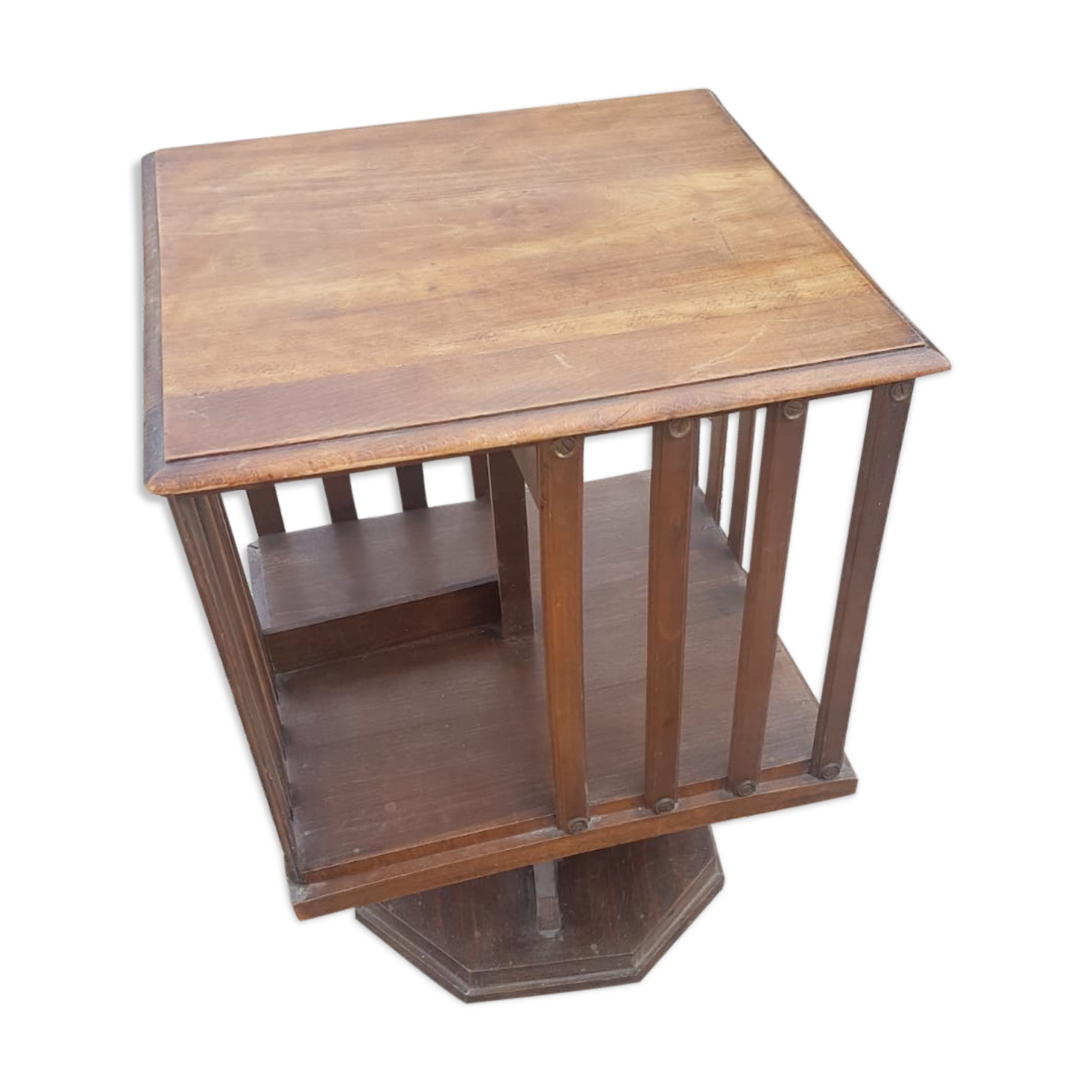 Bibliothèque tournante