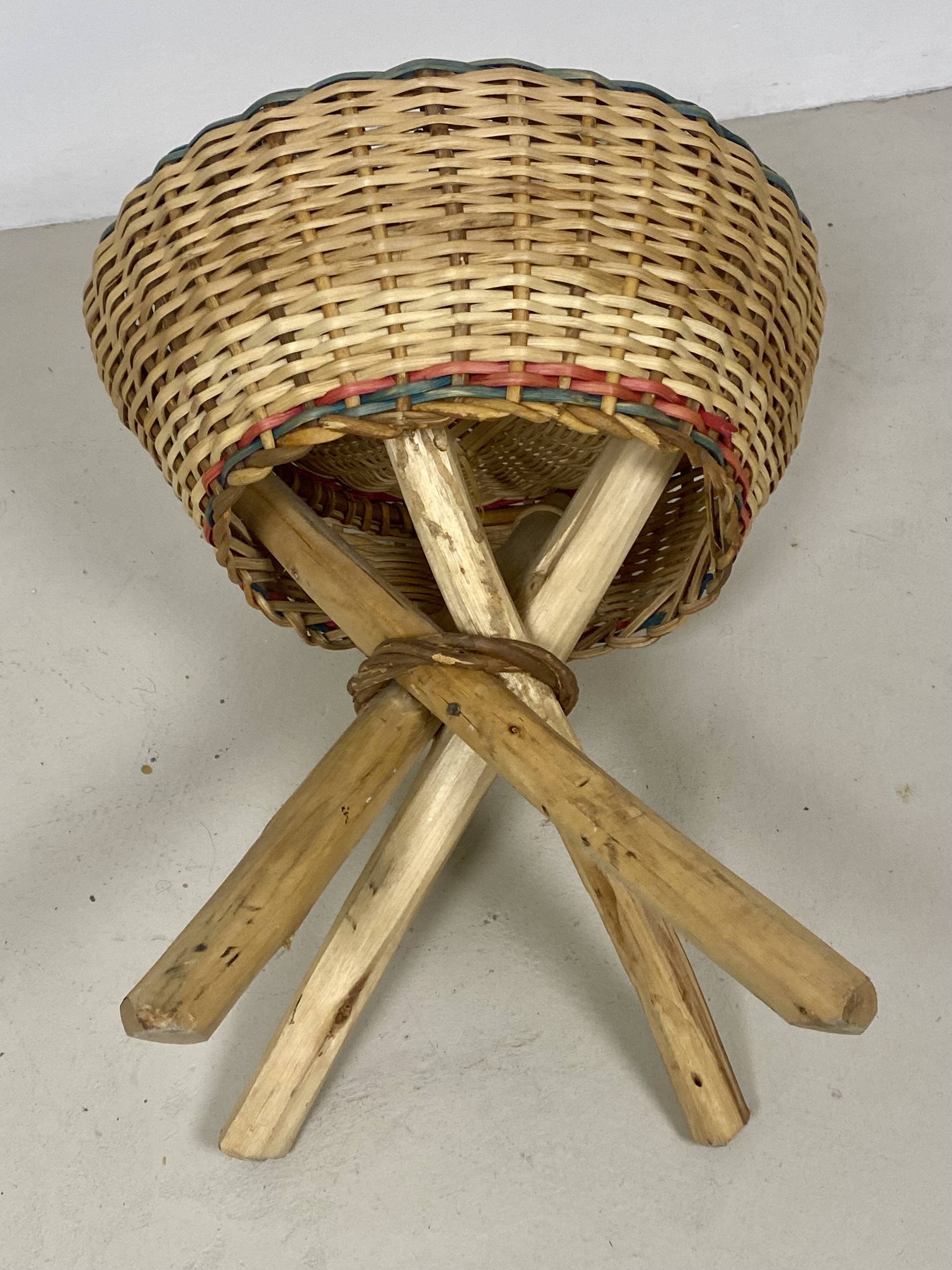 Rattan stool – Vintage 1970s