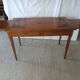 Bureau style Louis XVI en bois exotique