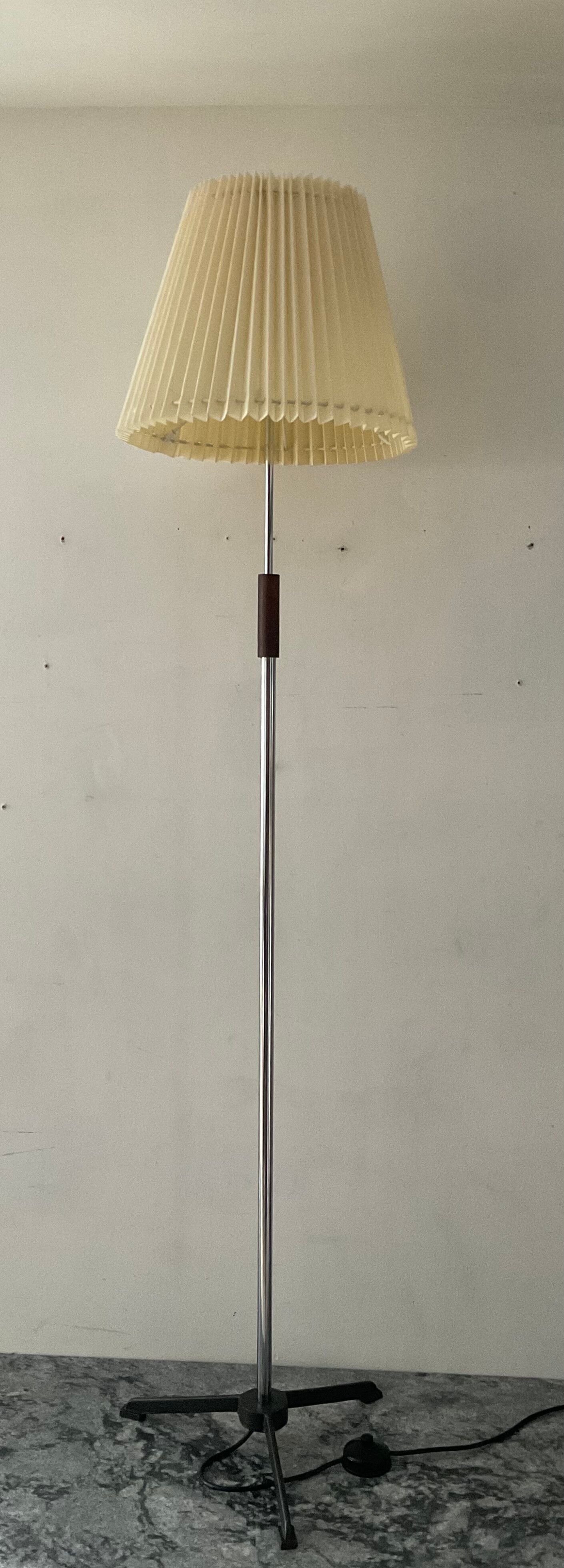 1970s floor lamp in metal and teak