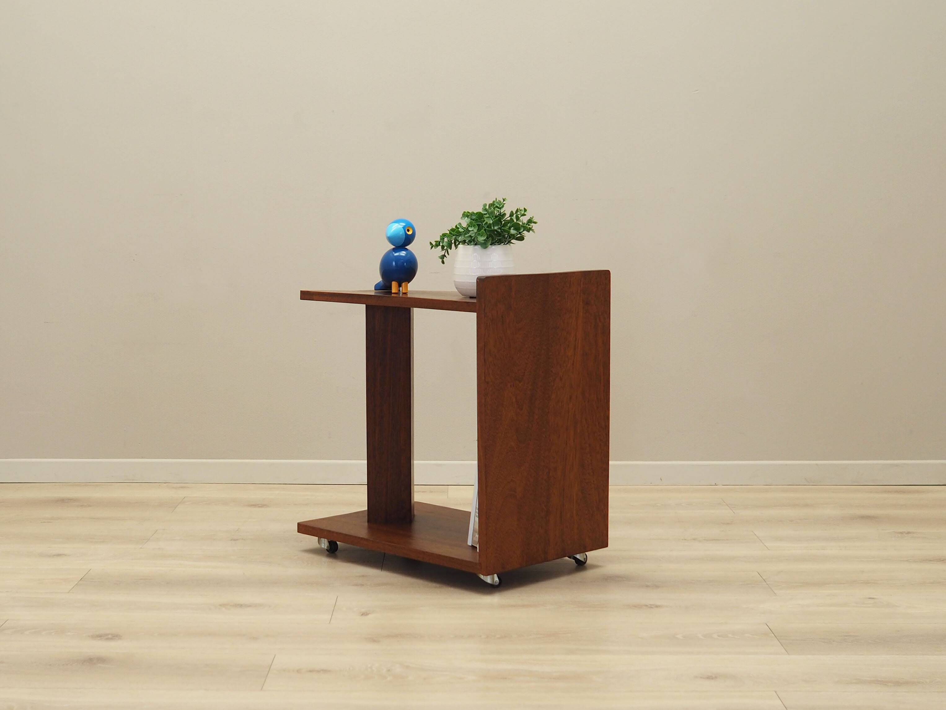 Mahogany coffee table, Danish design, 1960s, production: Denmark