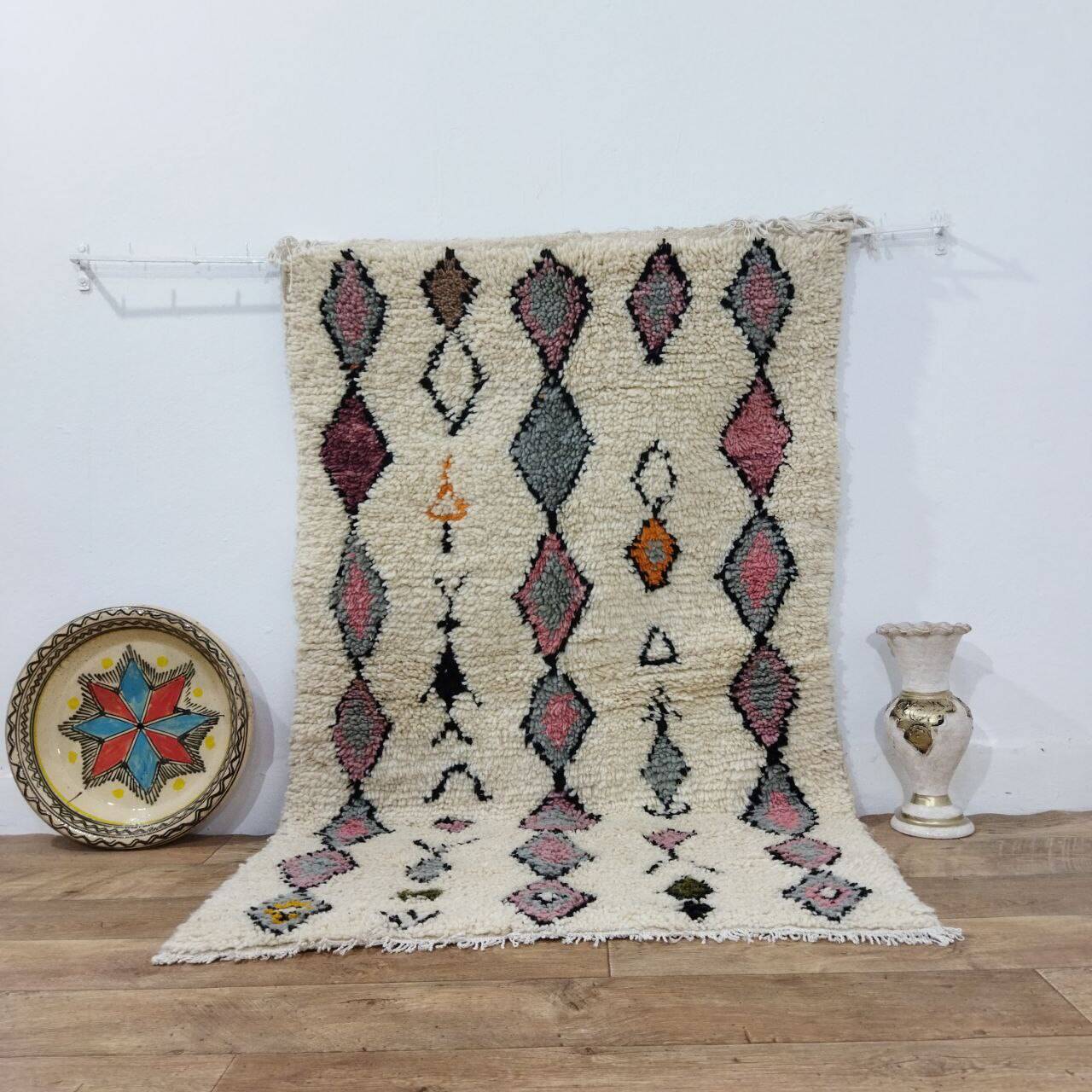 Handmade Moroccan Berber rug 152 X 93 CM