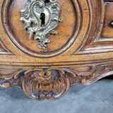 Petiote commode époque Louis XV galbée