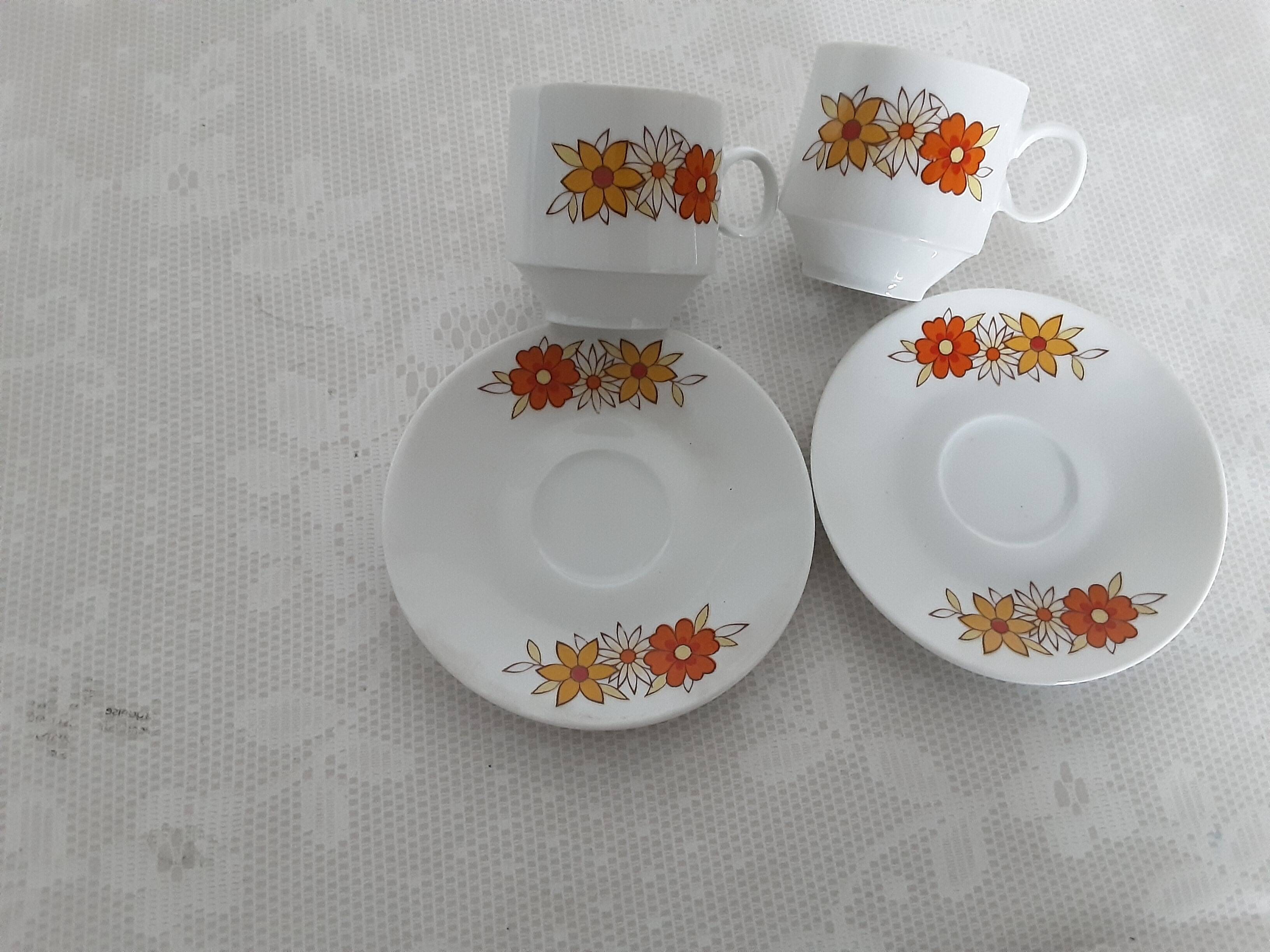 Set of 2 vintage Bavaria cups and 2 saucers.