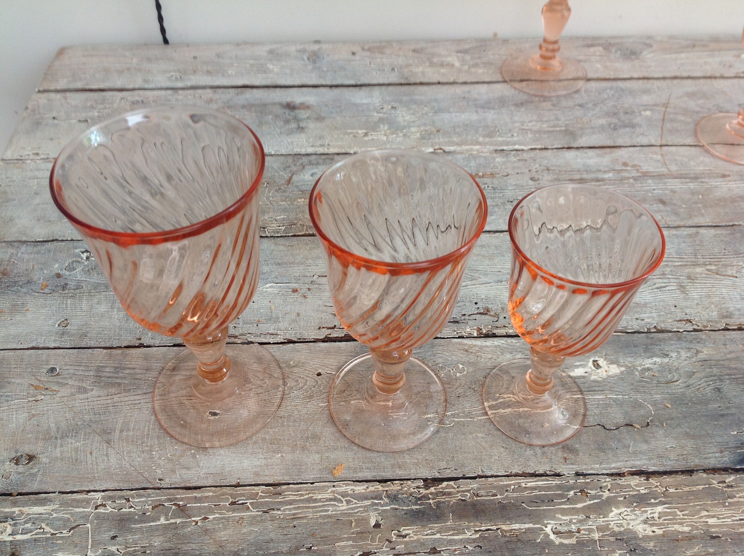 Lot of 12 rosaline glasses