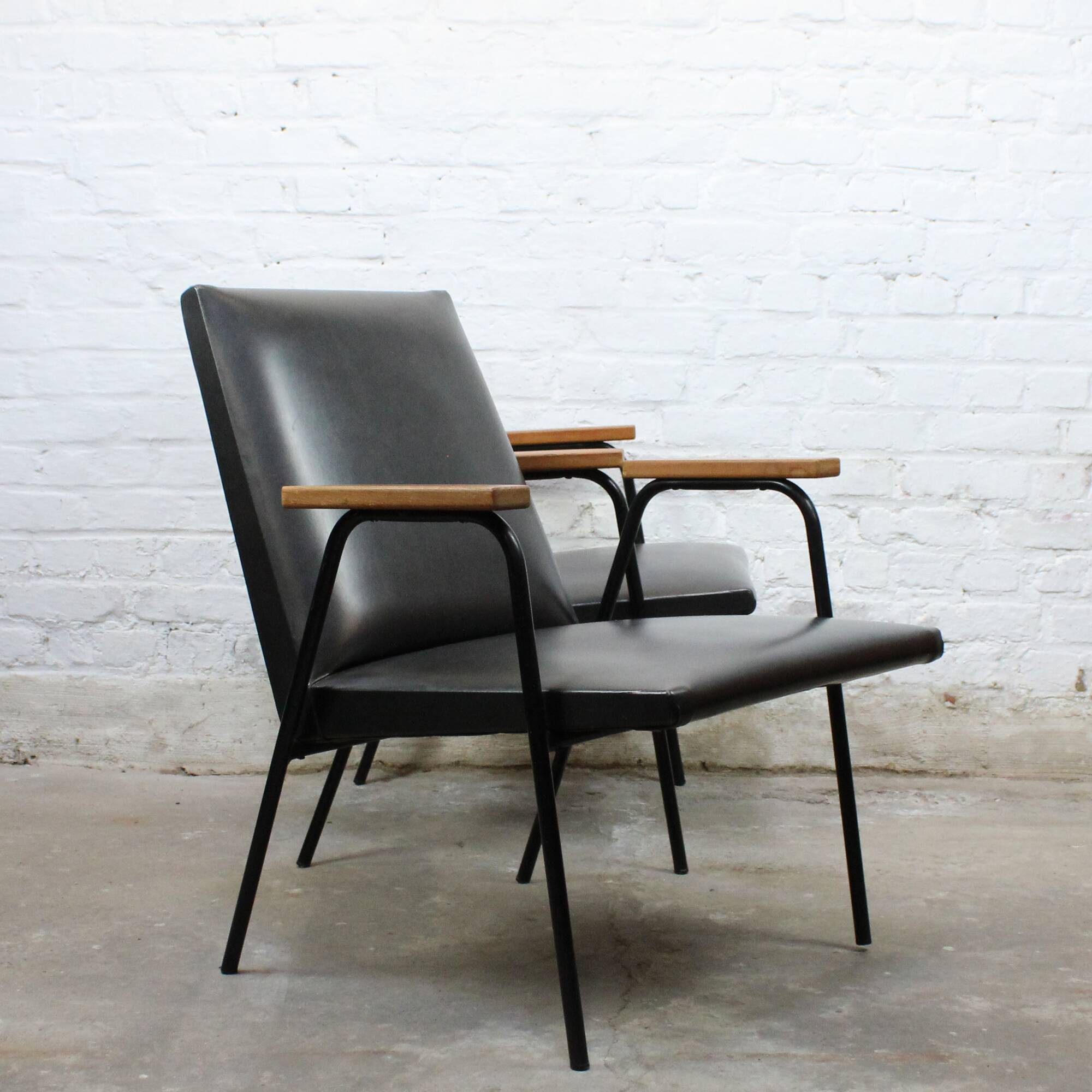 Pair of "Robert" armchairs by Pierre Guariche for Meurop 1960s