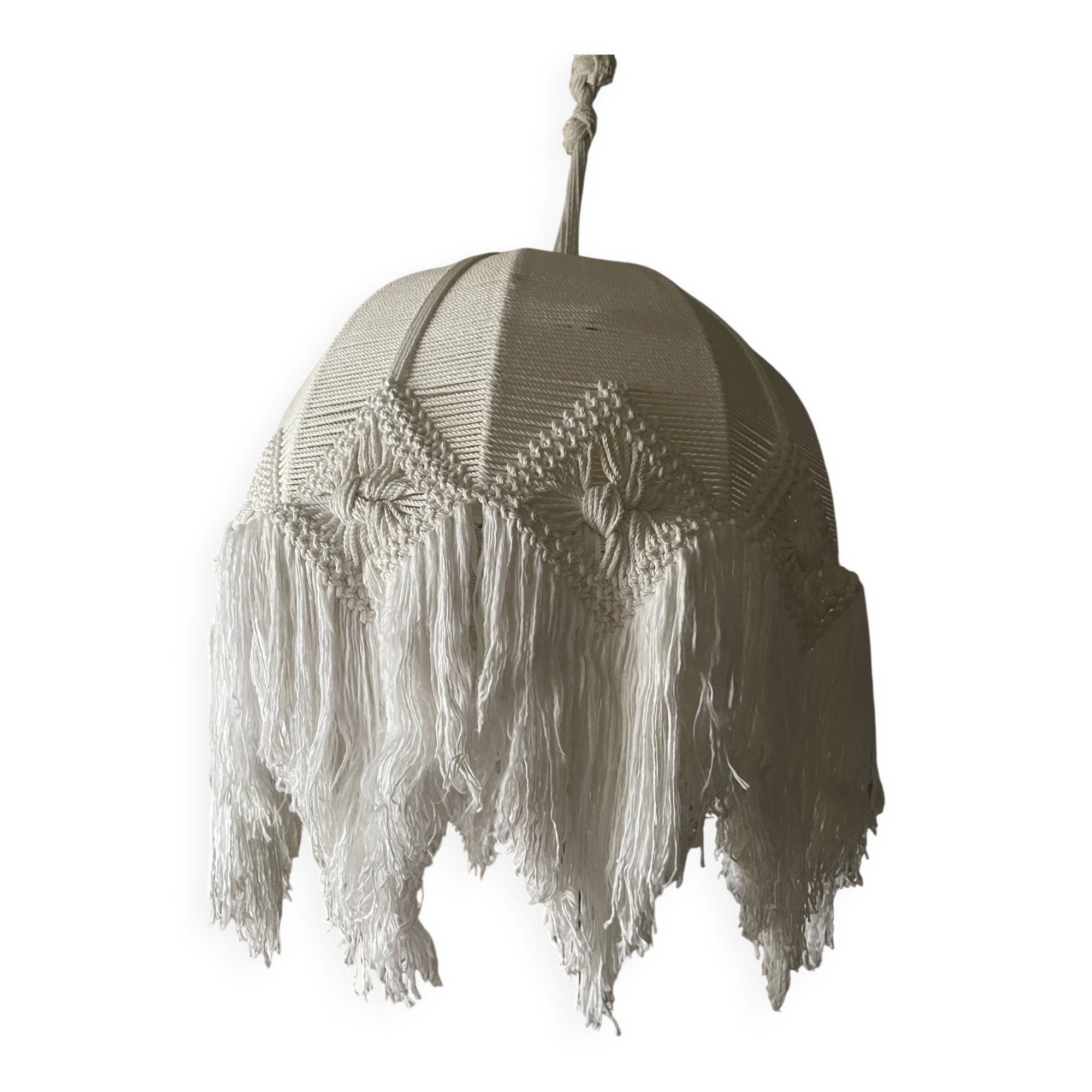 Macramé hanging lamp