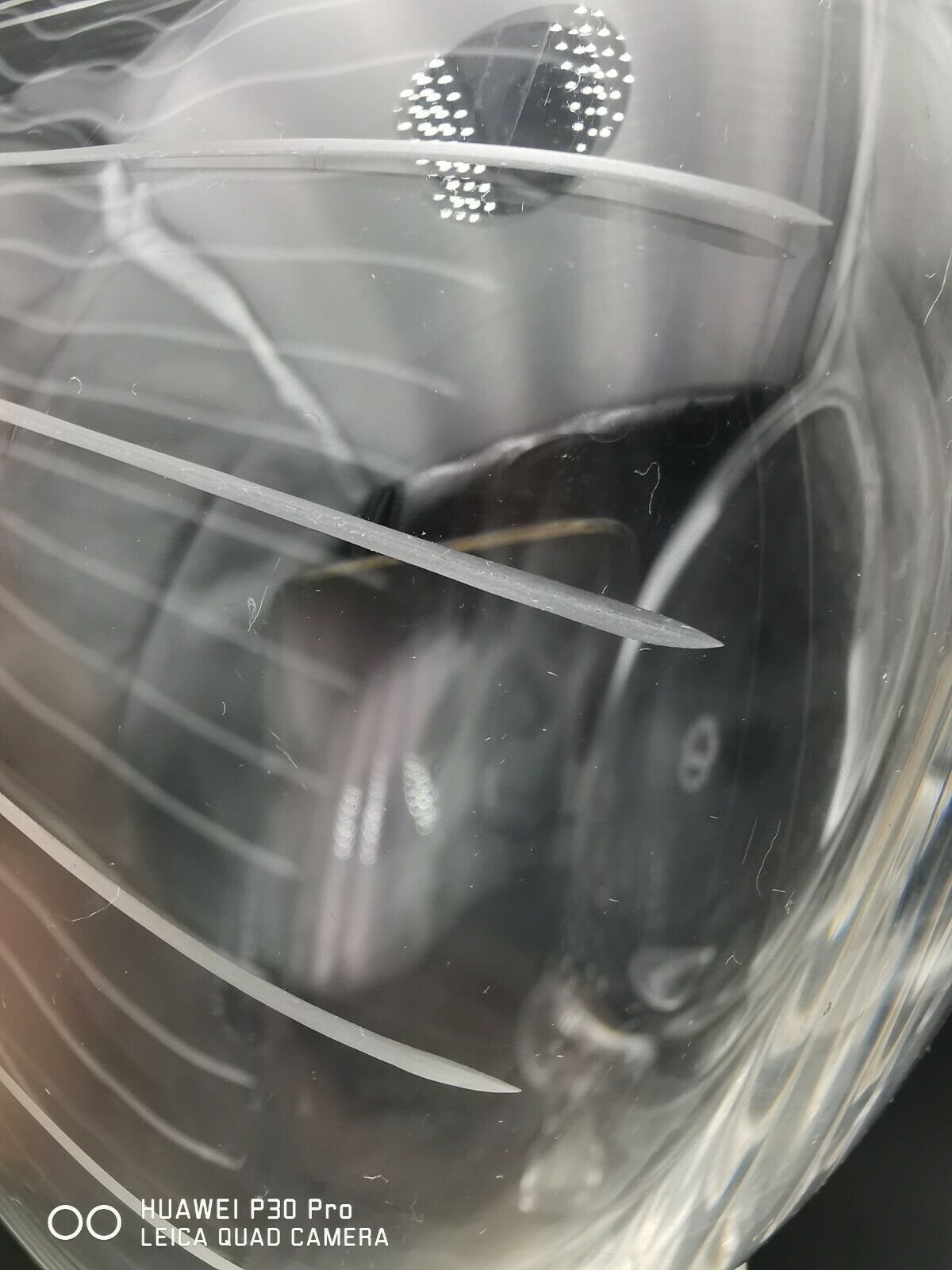 Vannes crystal-stamped carafe