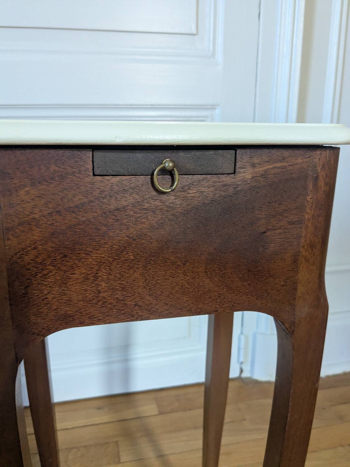 Small smoking cabinet