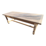 Farm table