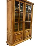 Vintage wooden display cabinet / bookshelf / shelf