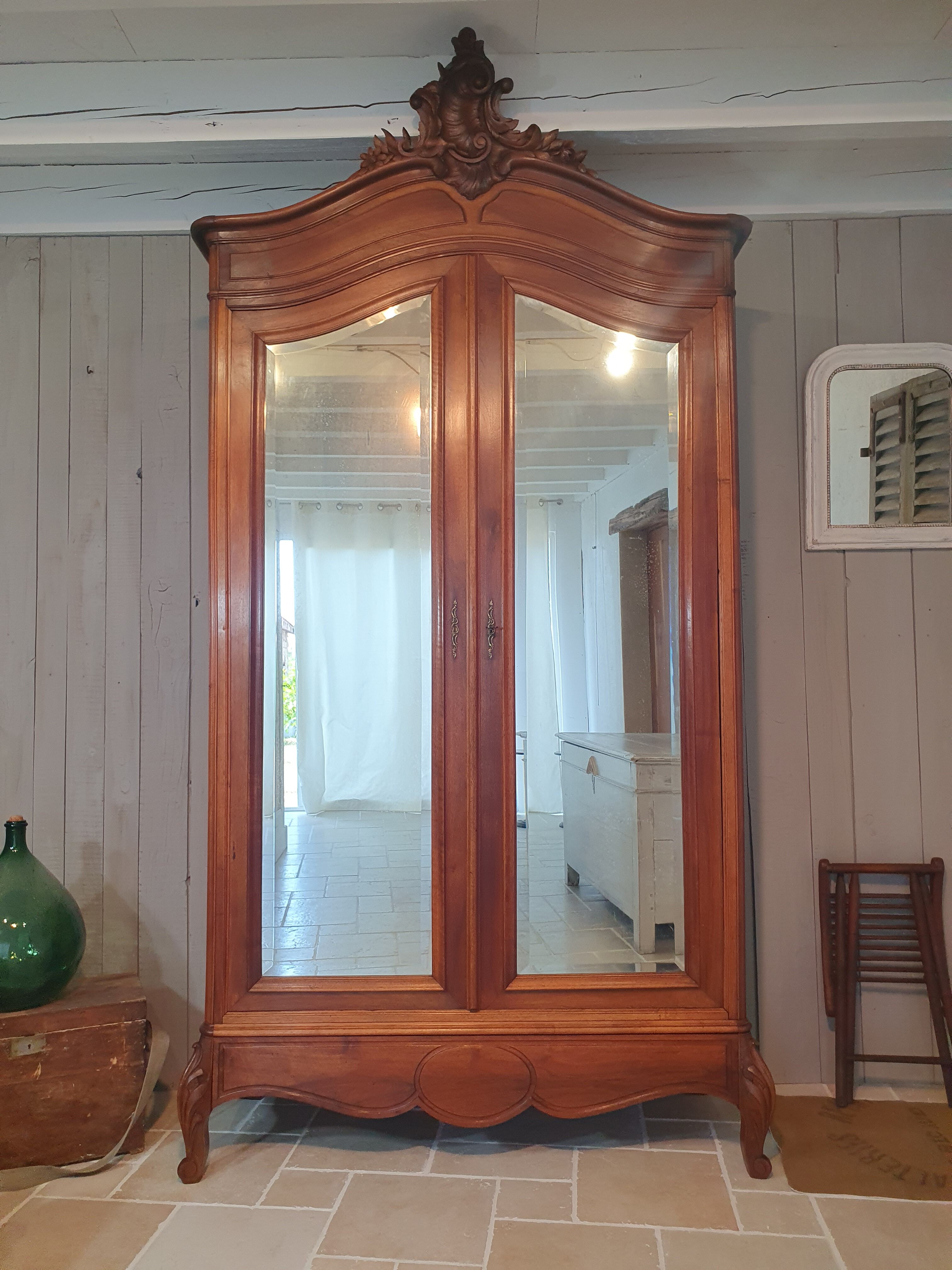 Armoire