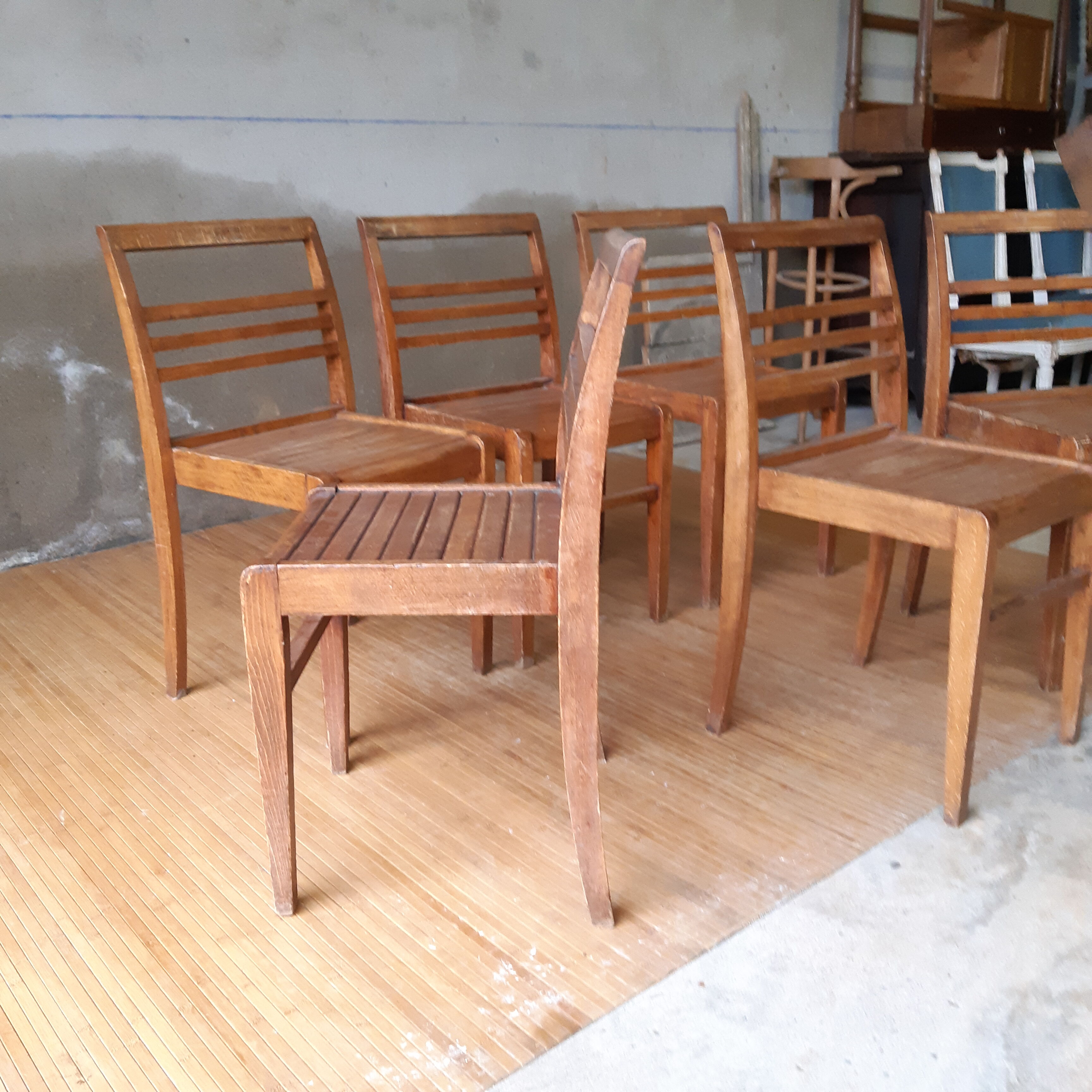 Suite of 6 chairs by René Gabriel