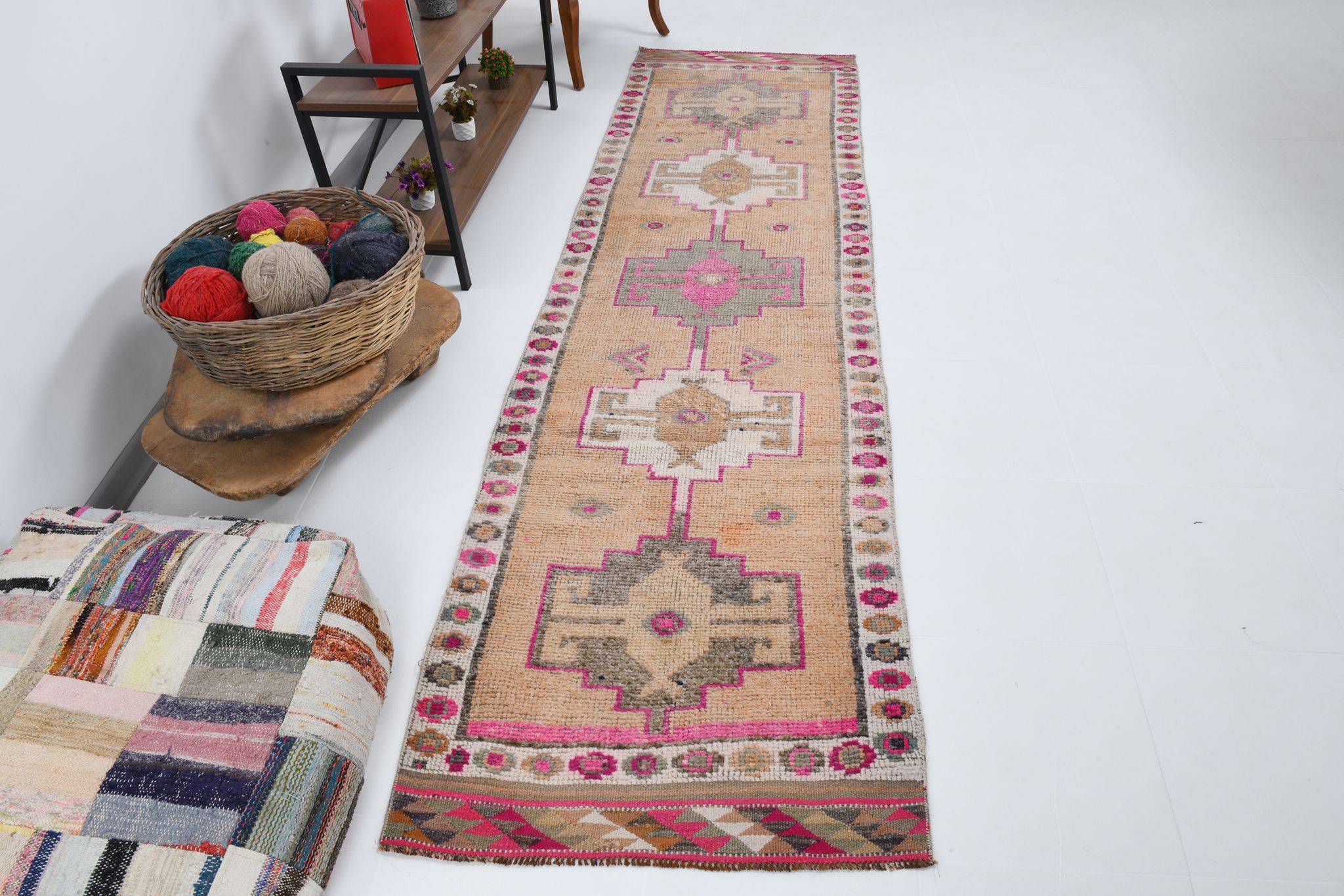 Neutral color handmade runner rug 317x87cm