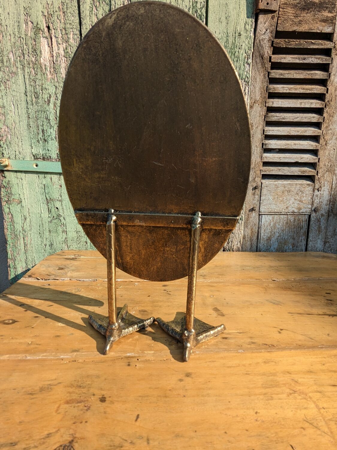 Metal mirror with duck legs