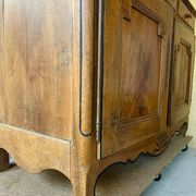 Vaisselier Dauphinois XIXe en merisier, buffet 2 corps