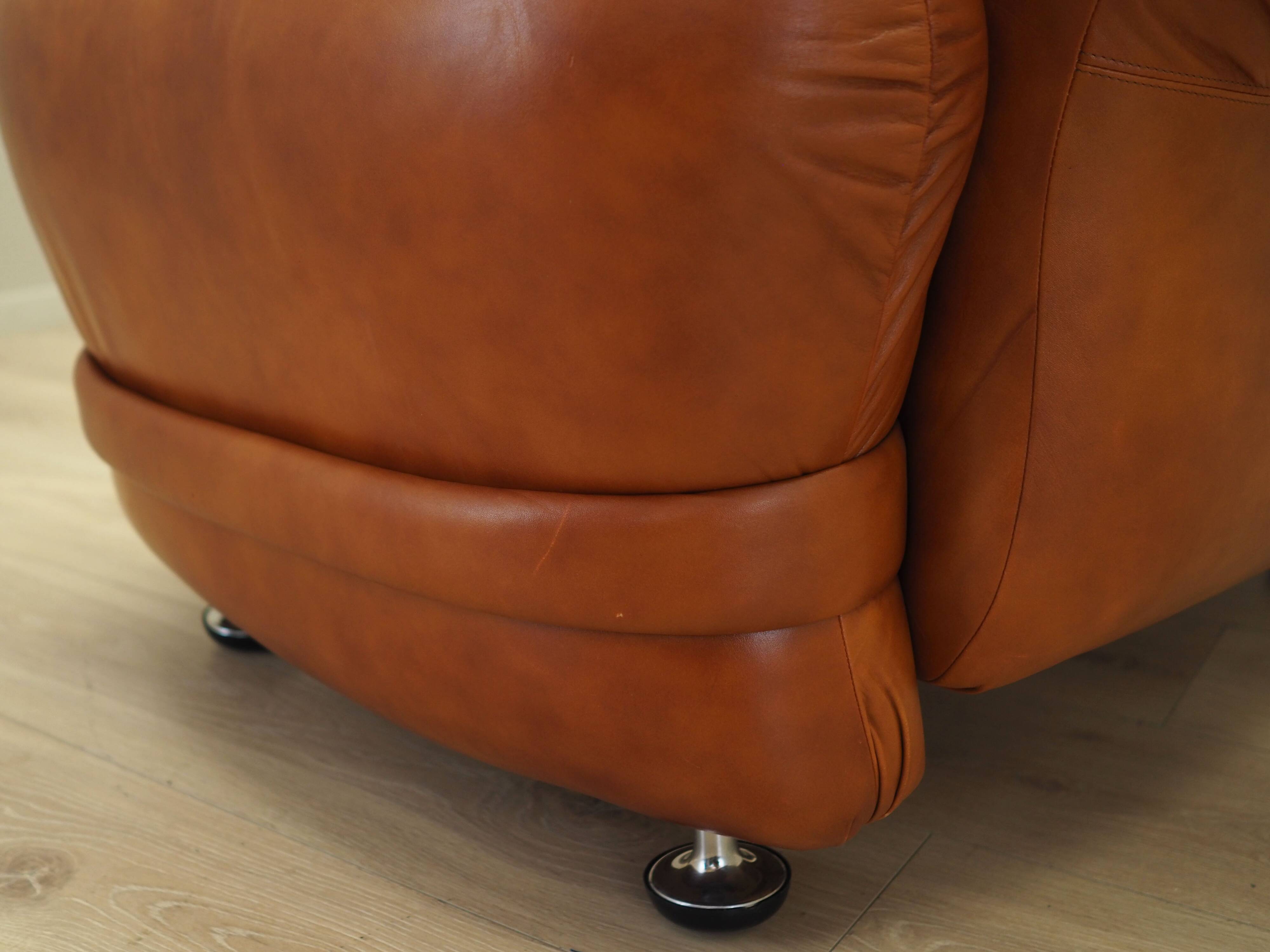 Leather armchair, Italian design, 1970s, production: Italy