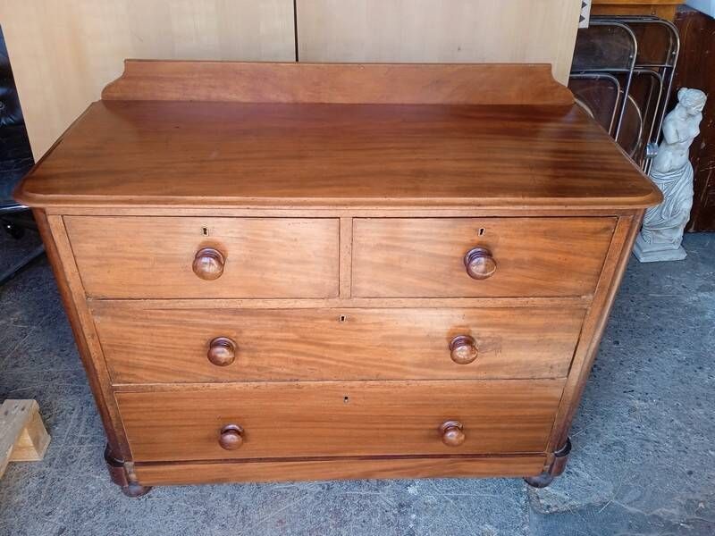 Commode anglaise ancienne vintage