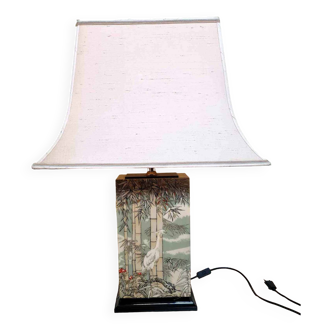 Luxurious Desk Lamp with ASIAN DECOR in lacquered wood